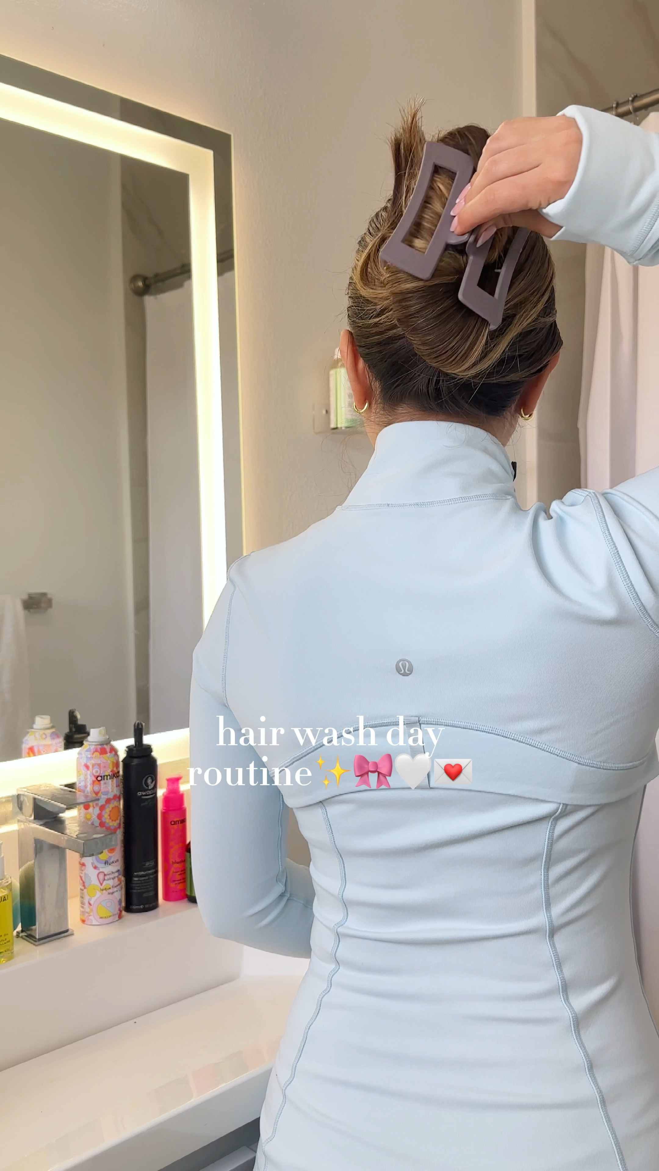 hair wash day routine🧖🏼‍♀️🫧✨🎀

#LTKbeauty #LTKfindsunder50 #LTKVideo