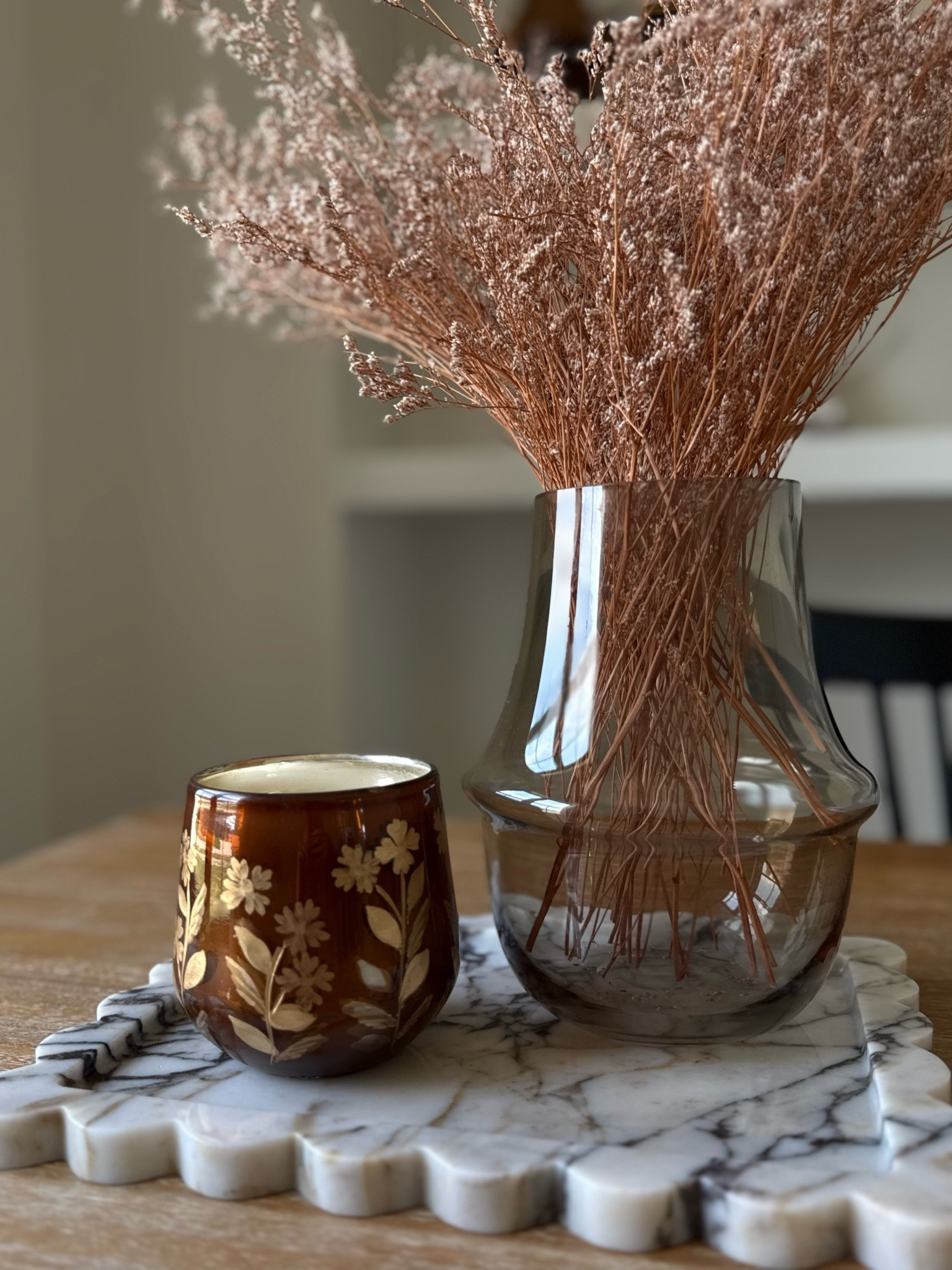 Perfect candle and tray for fall 🤎

#fallcandles #falldecor #candles #cozyhome #candlelight #homeinspo

#LTKSeasonal #LTKHome
