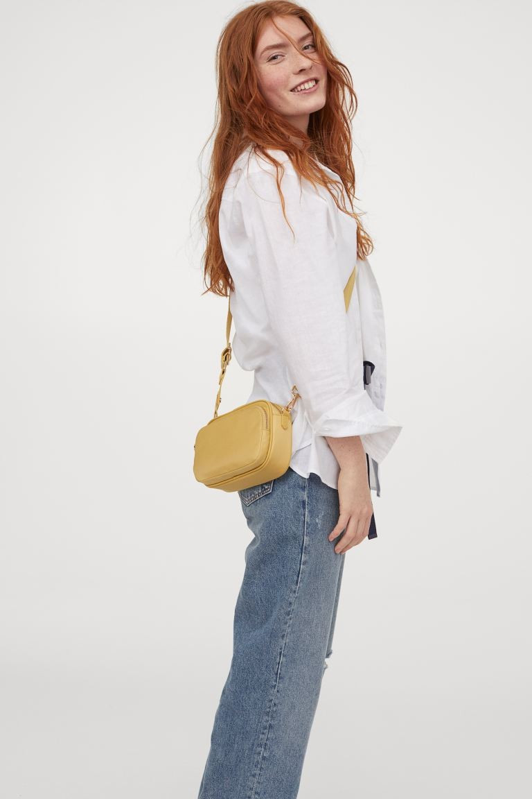 Linen-blend shirt | H&M (UK, MY, IN, SG, PH, TW, HK)