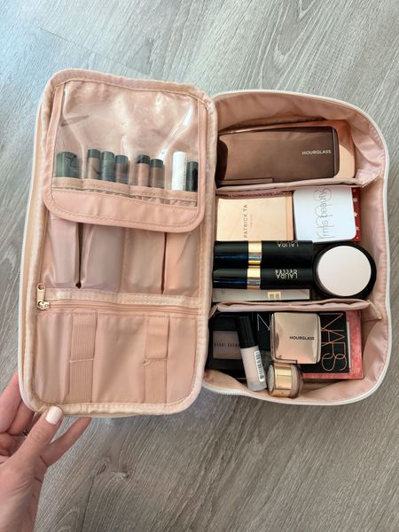 Makeup travel storage organizer under $20 

#LTKTravel #LTKBeauty #LTKFindsUnder50