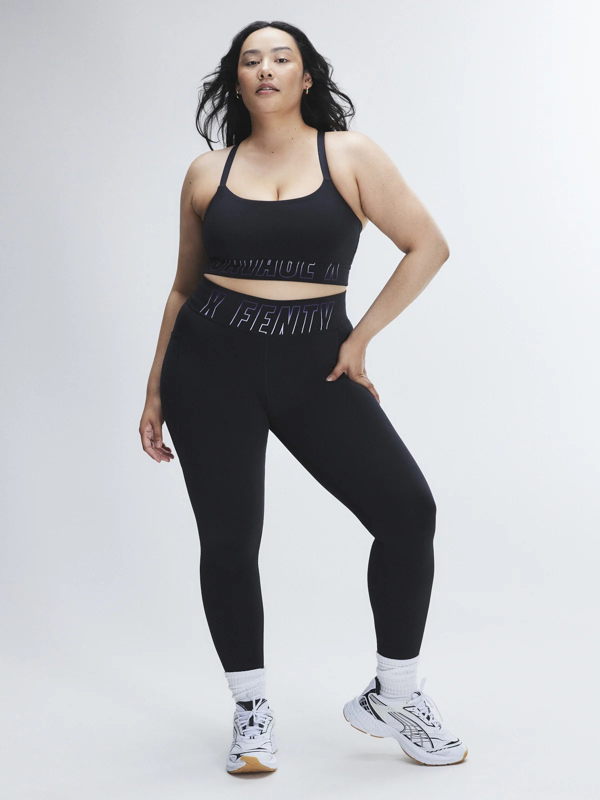 Band-It Low-Impact Logo Sports Bra | Savage x Fenty - North America