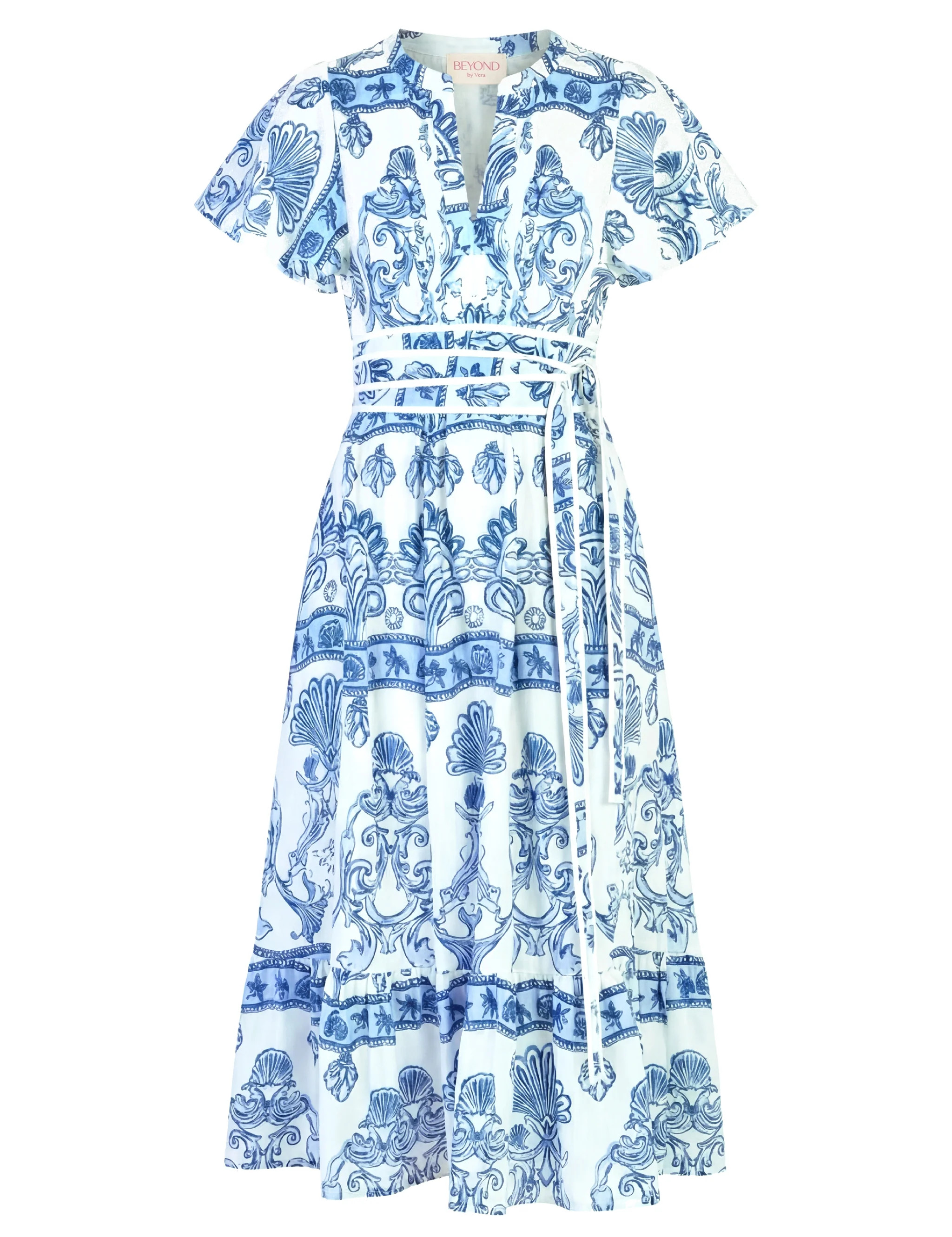 877 Leni | Beyond By Vera