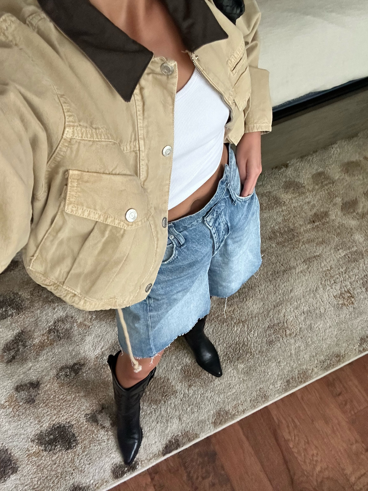 barn jacket, chore jacket 

Styling my chore coat for a coffee run. 

#LTKSeasonal #LTKShoeCrush #LTKStyleTip