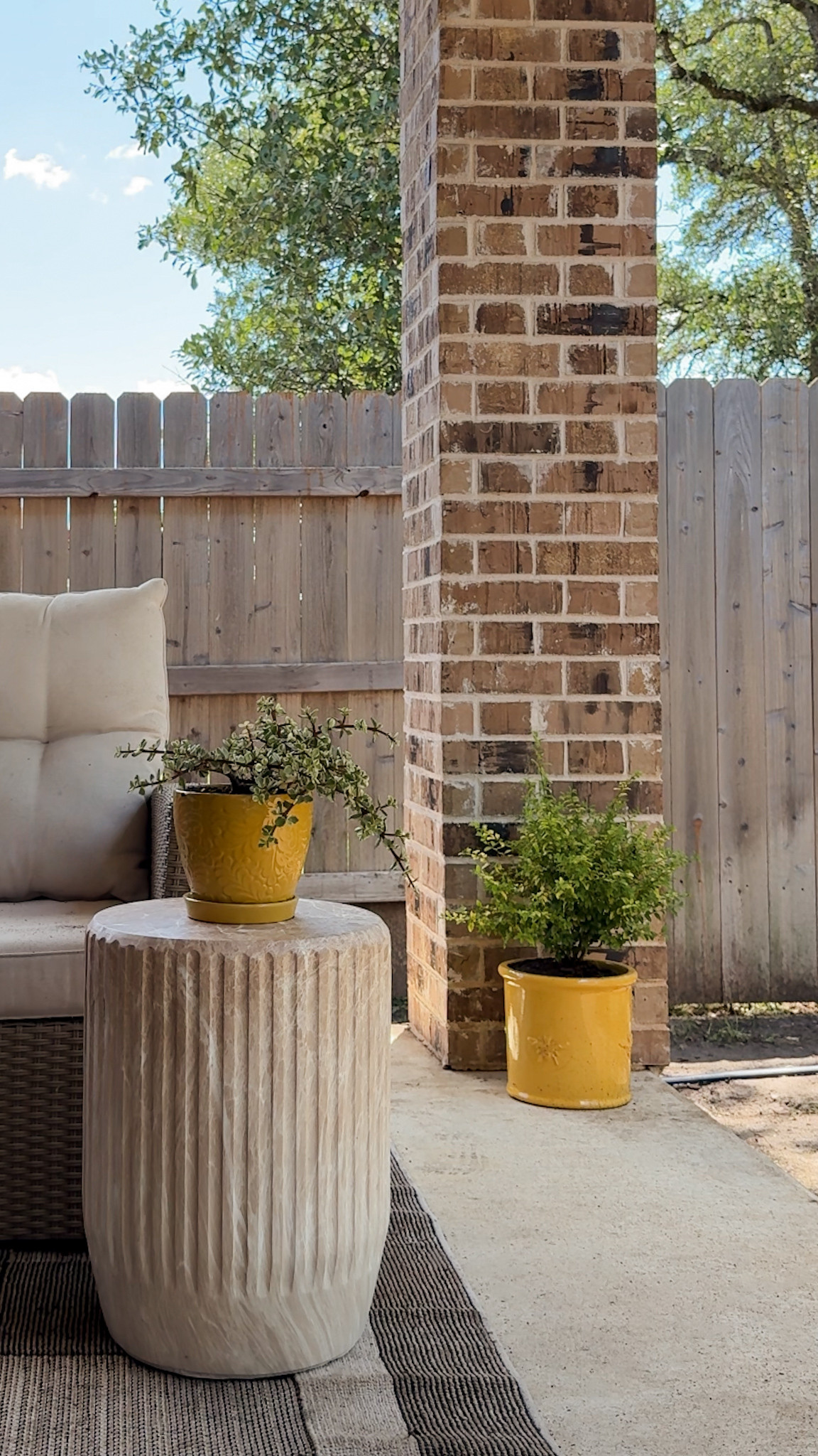 Outdoor decor | patio decor | side table | patio furniture 

 #LTKHome