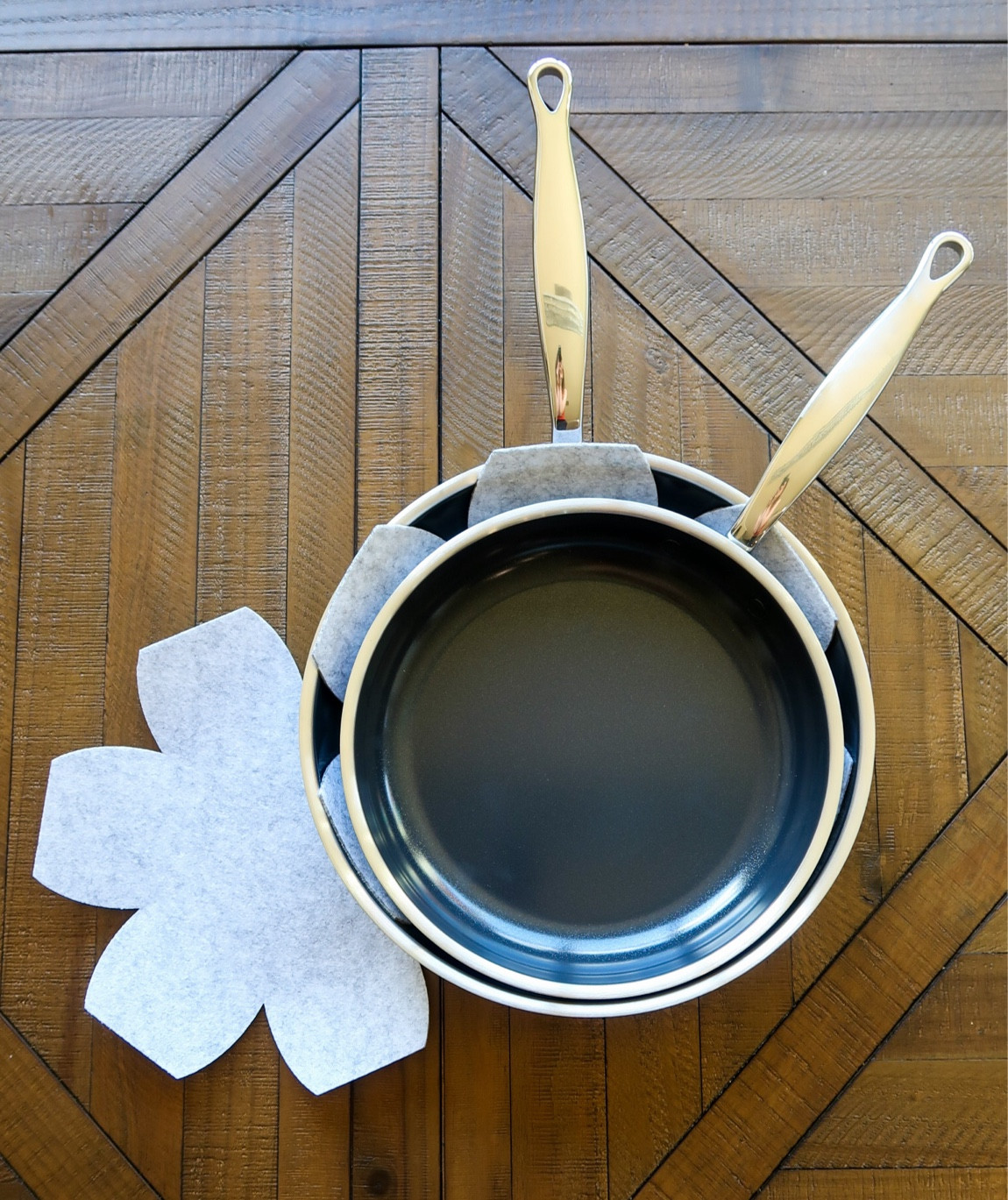 These are THE BEST pans I have ever used and I cook…a lot. I have tried SO many high-end brands and none are better than this. This is a selective Green Pan line at William Sonoma. I have the 10” and 12”!

#LTKsalealert #LTKhome