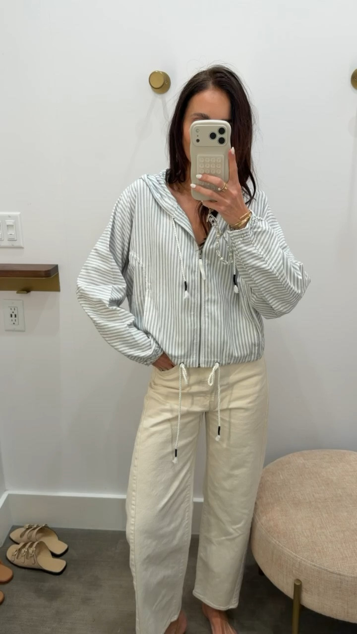 Lightweight striped jacket from Evereve.

spring style, spring jacket, white jeans, everyday outfit, annabrstyle

#LTKmomlife #LTKOver40 #LTKootd