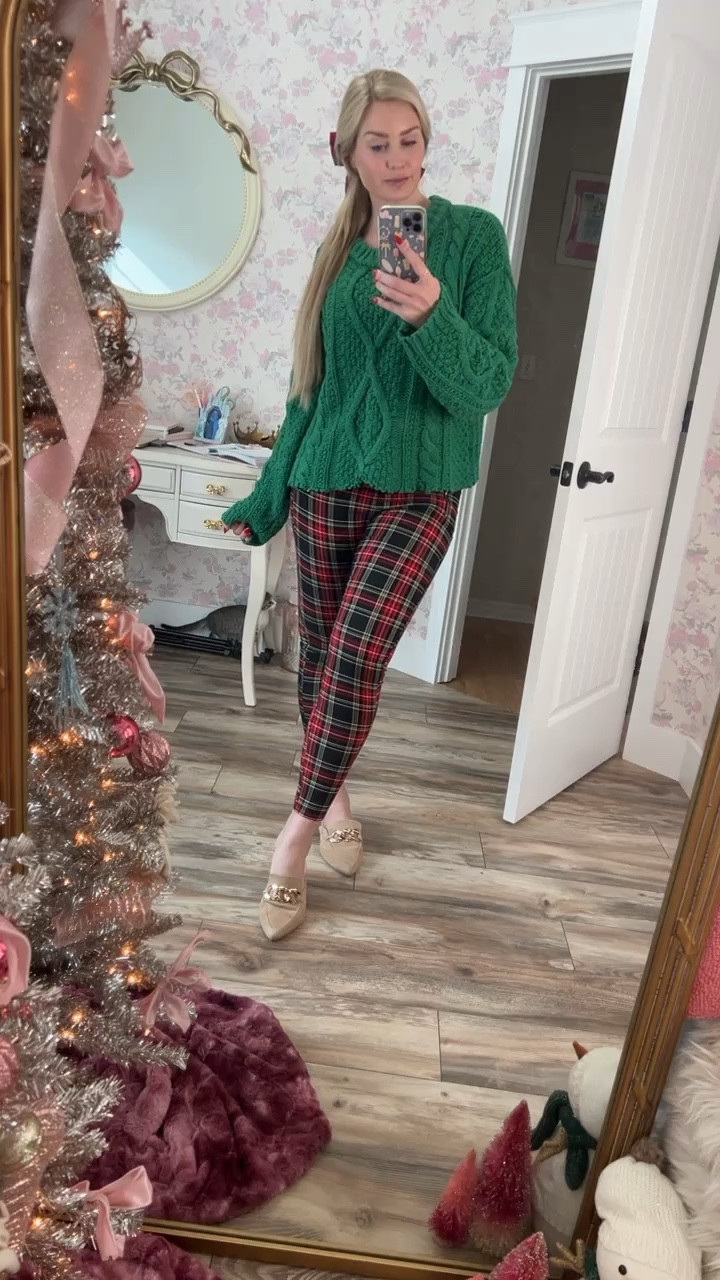 Holiday office look 

Pants are Zara 

#LTKworkwear #LTKHoliday #LTKSeasonal