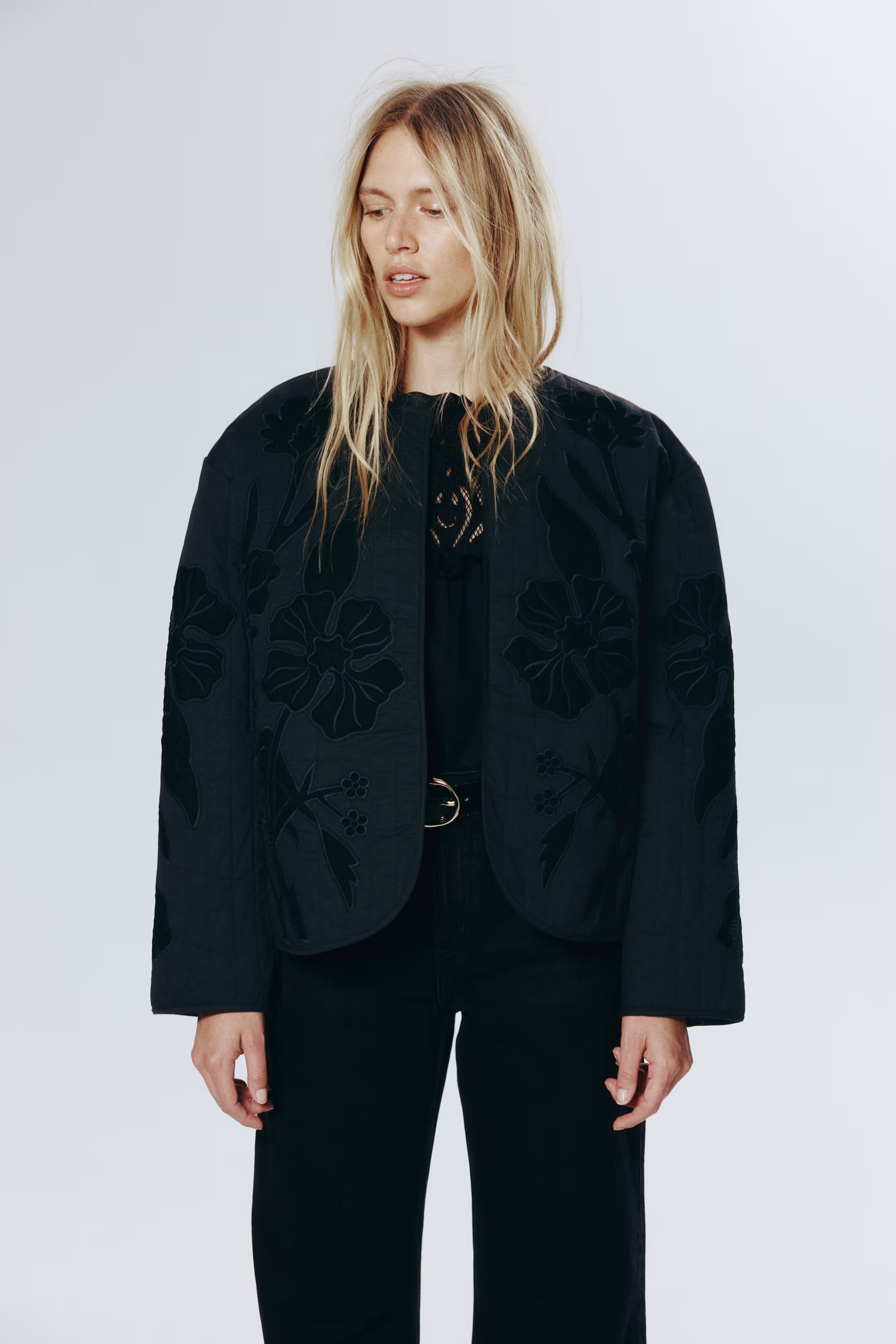 Steppjacke mit Applikationen | H&M (DE, AT, CH, NL, FI)