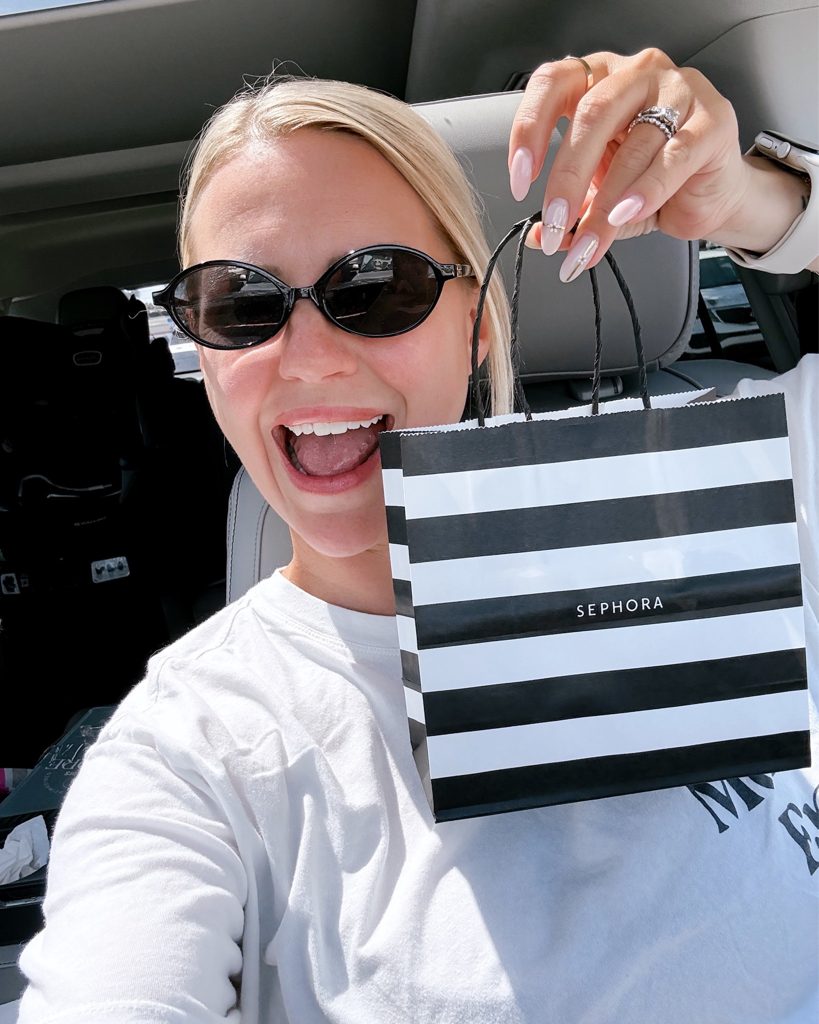 If I had to pick only 5 things from the Sephora sale this is what I would pick. (This was EXTREMELY hard to do fyi)

Makeup, skincare, sephora sale, sephora sale picks, foundation 

#LTKSaleAlert #LTKBeauty