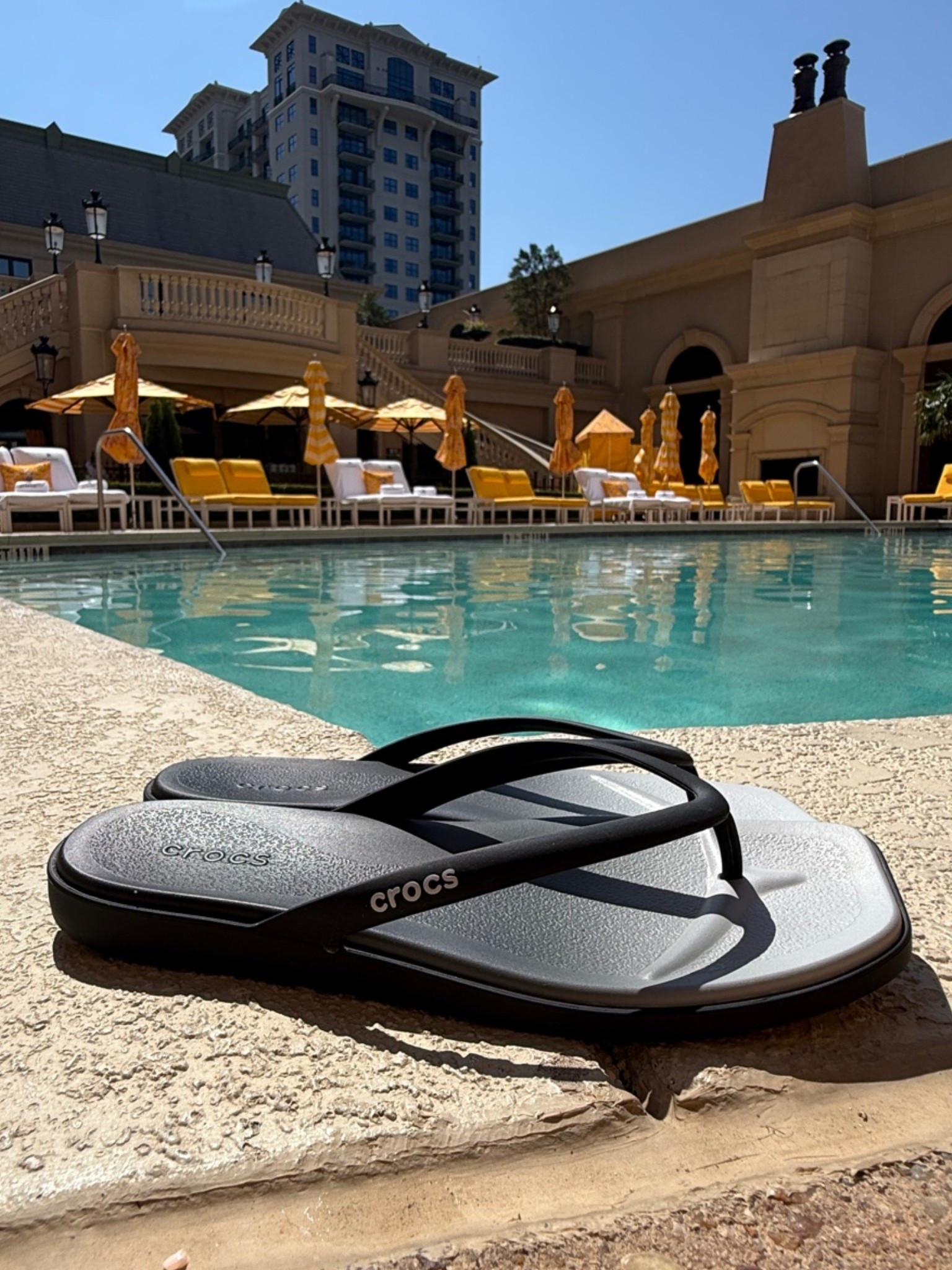 This ombré flip flop is so good. Comfy, square toe (on trend) and a slight wedge that elevates it. 
Crocs Flip Flop Summer Pool Shoes

#LTKSwim #LTKSeasonal #LTKootd