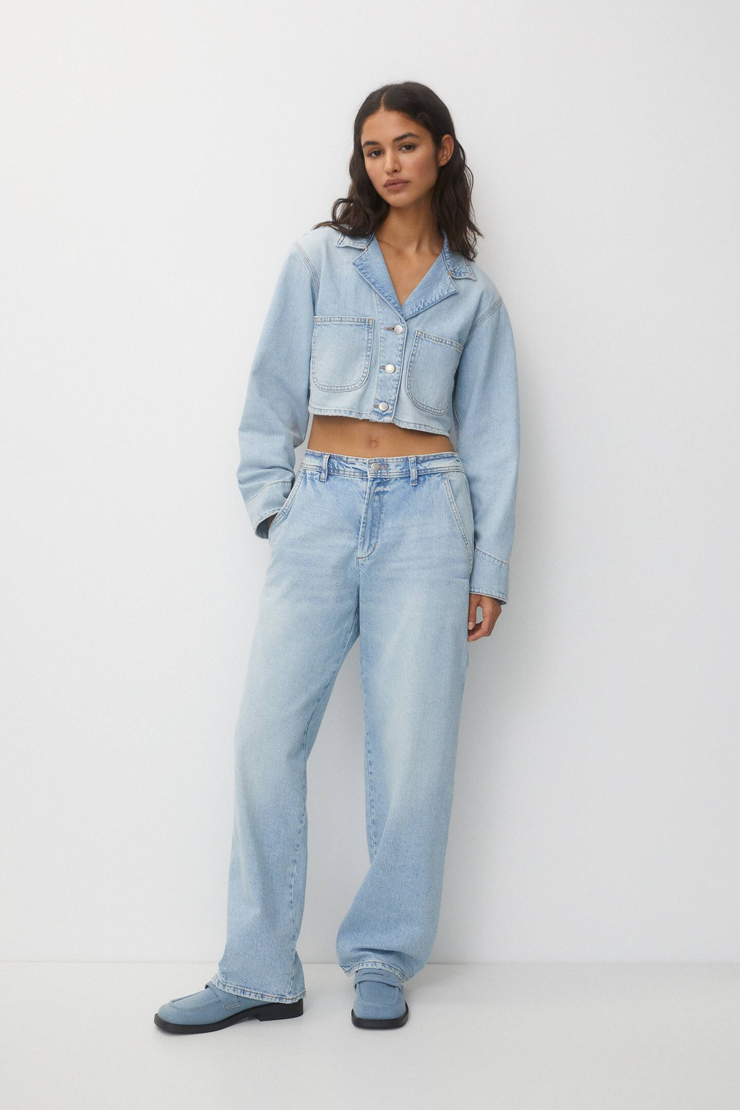 Low-rise loose fit carpenter jeans | PULL and BEAR UK