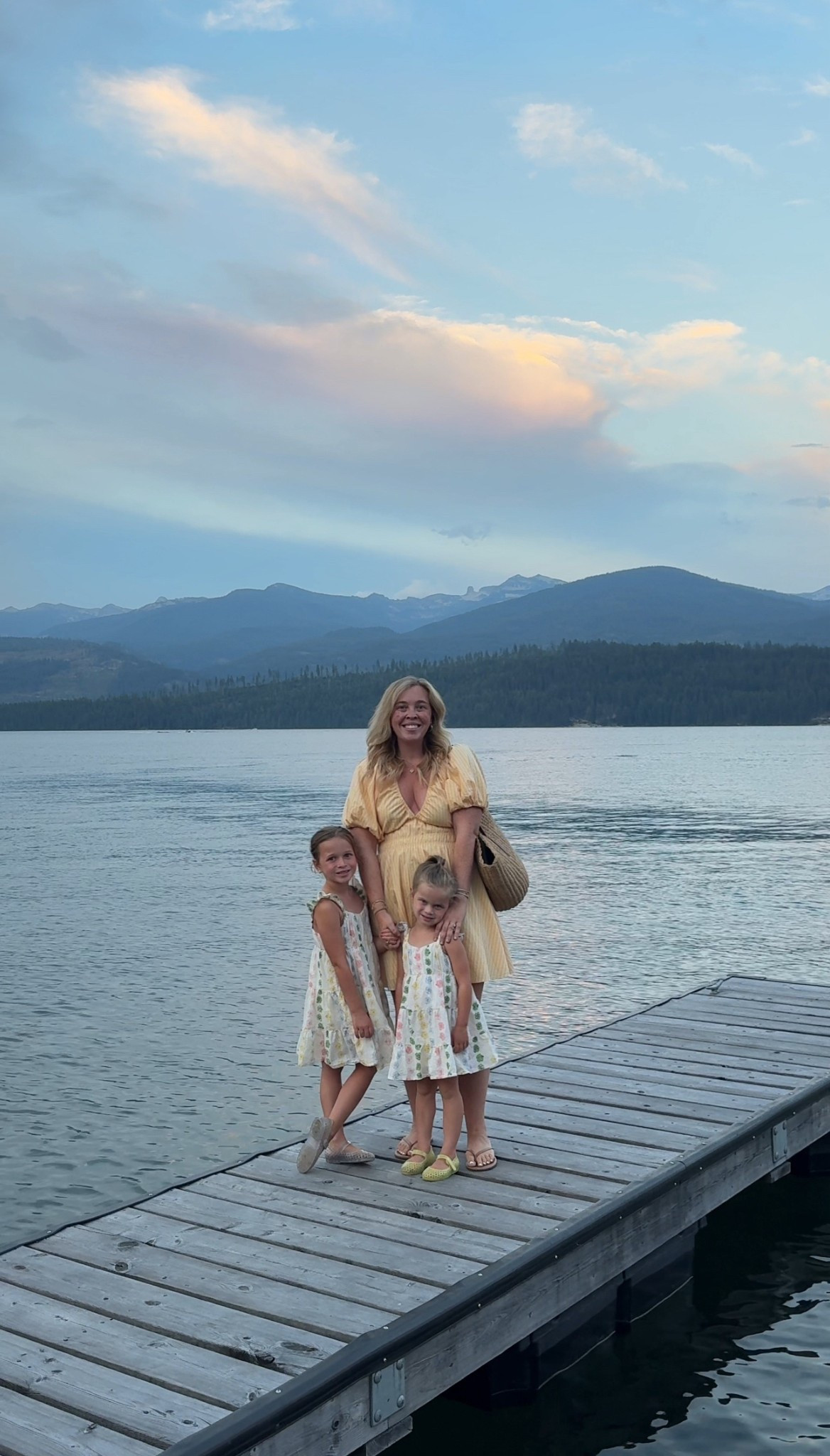 Midsize Summer Dress 🌄 Wearing a size Medium! 

#LTKFindsUnder100 #LTKMidsize #LTKStyleTip