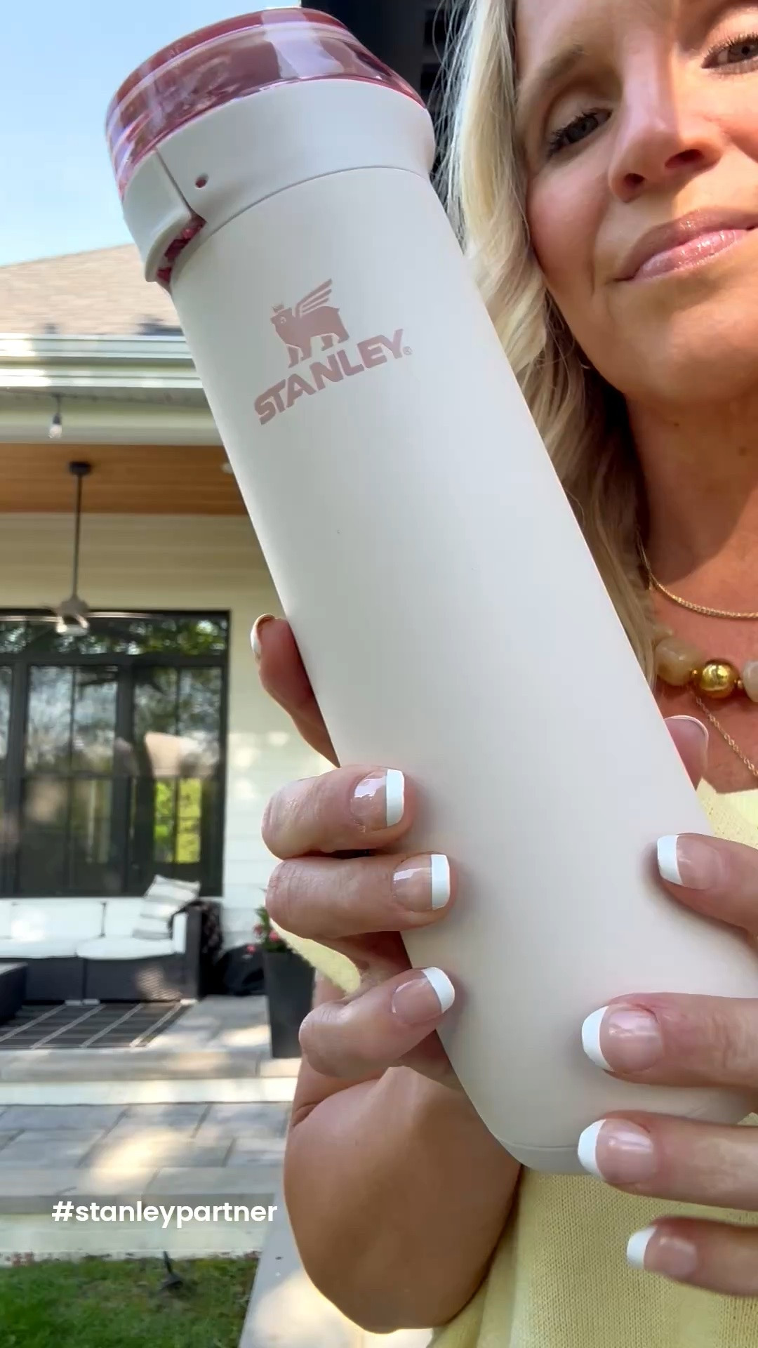 #ad My NEW Stanley Flowstate Spring Bottle is perfect for taking on the go. It’s completely leakproof when closed. The colors are selling out fast so don’t wait if you want one (or three). I’m traveling this weekend and taking this with me because it’s easy to throw in my bag or to hook onto my belt bag. 

@stanley_brand #stanleypartner @Shop.LTK

#LTKdayinmylife #LTKfitnessgoals #LTKmomlife