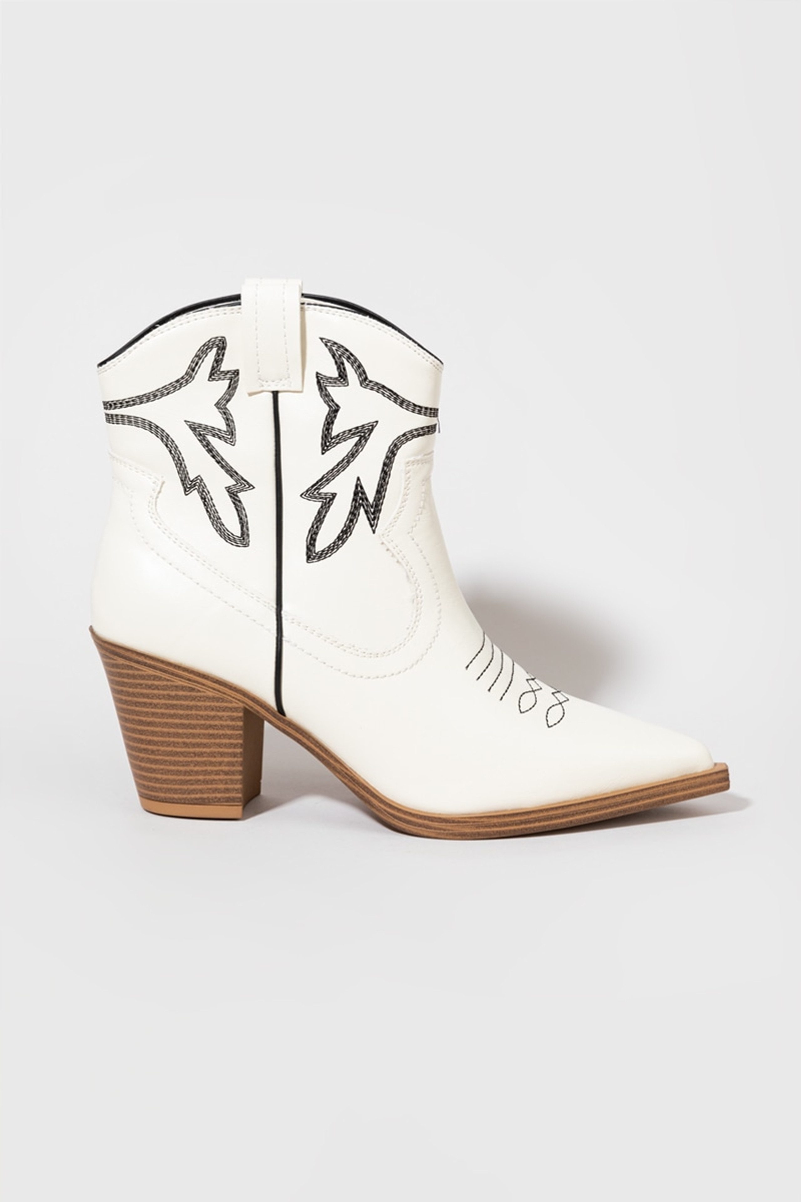 MIA Alejo Stitch Western Boots | Francesca's