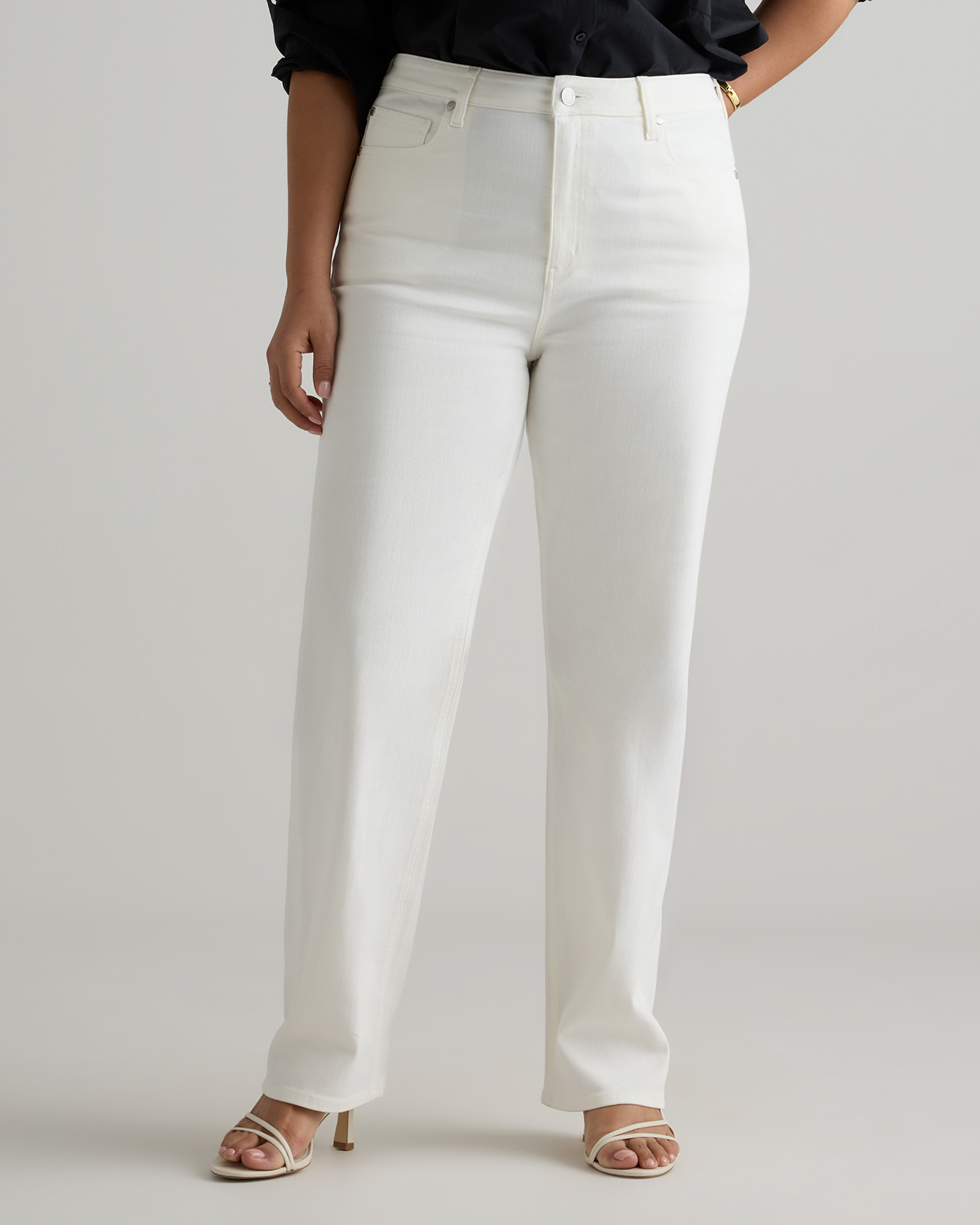 Quince | Women's Stretch High Rise Straight Jeans in Black, Size 29, Organic Cotton | Quince