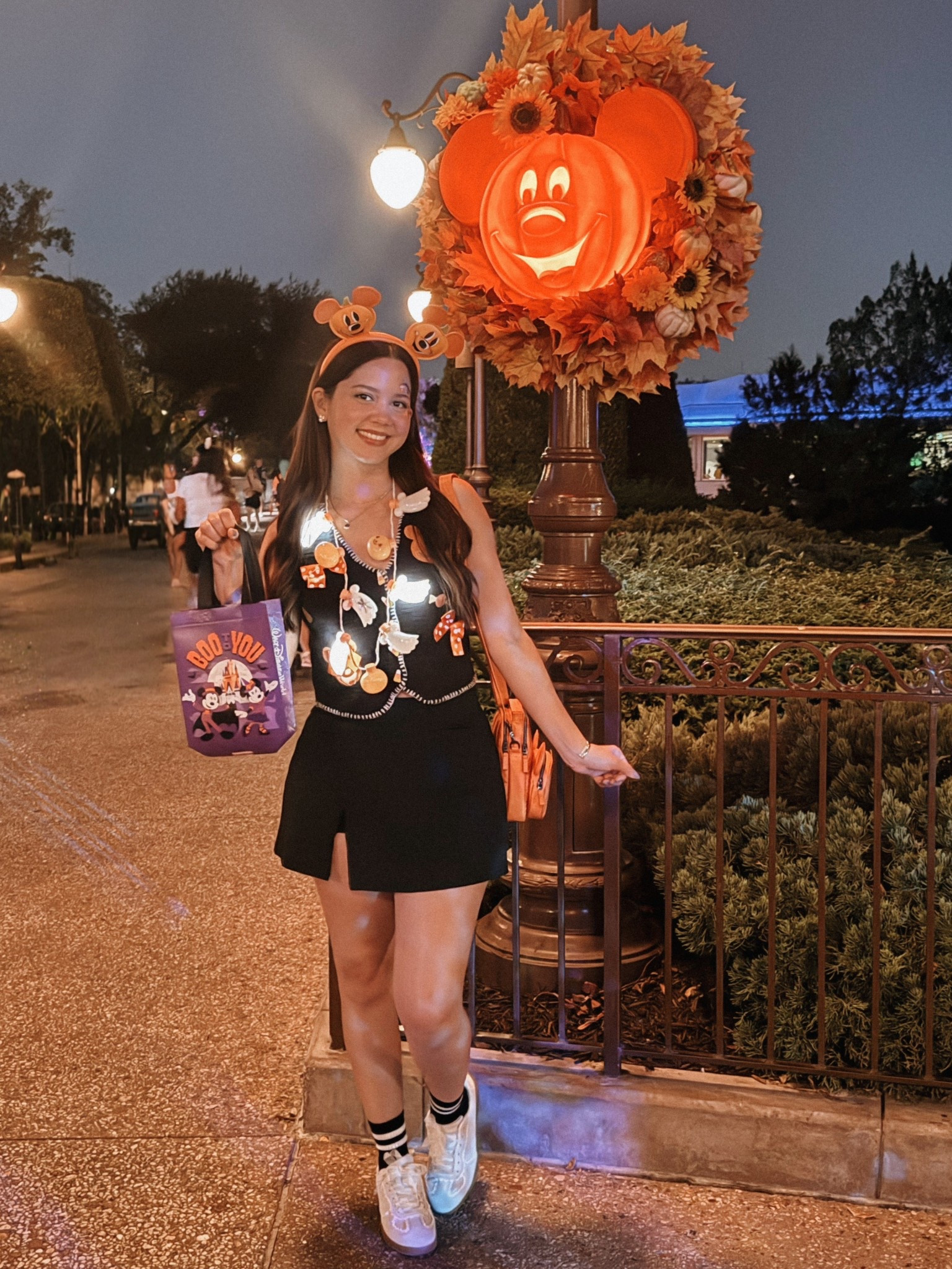 Halloween at Disney 🎃 Mickey’s not-so-scary outfit inspo. 