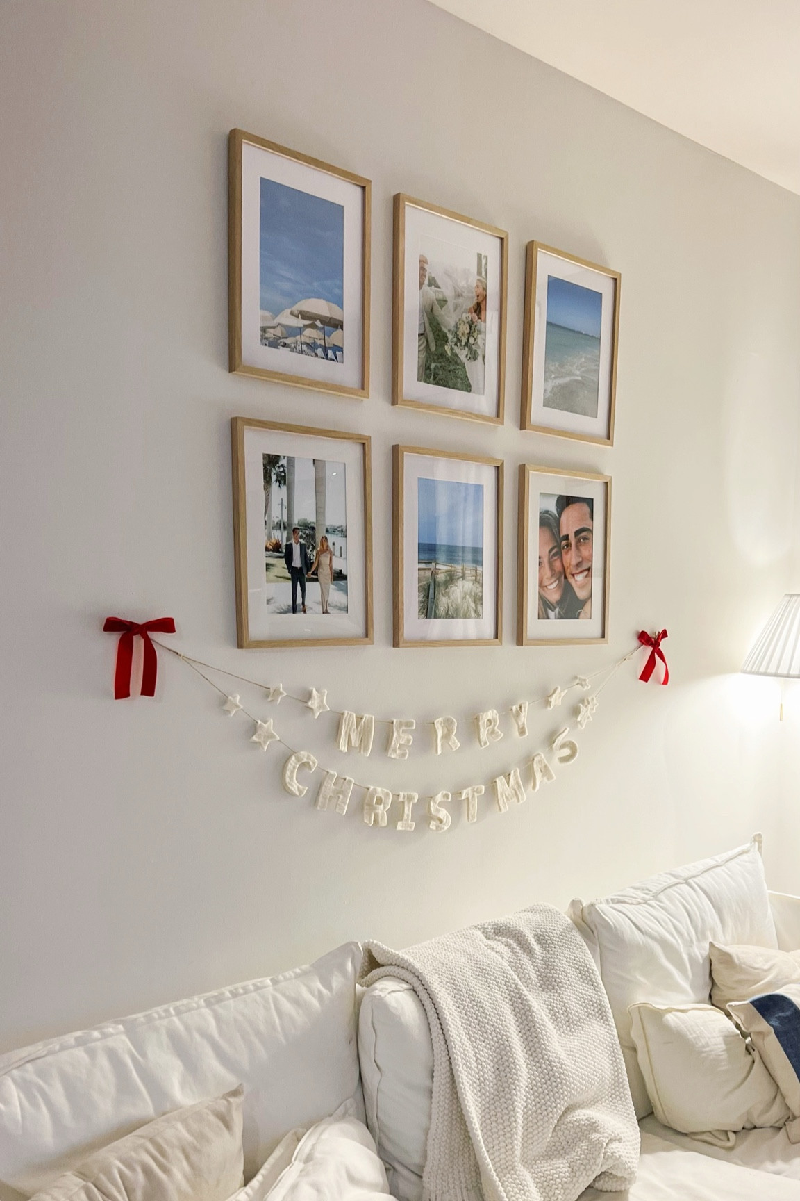 living room christmas decor! 🌲

#LTKHoliday #LTKSeasonal #LTKHome