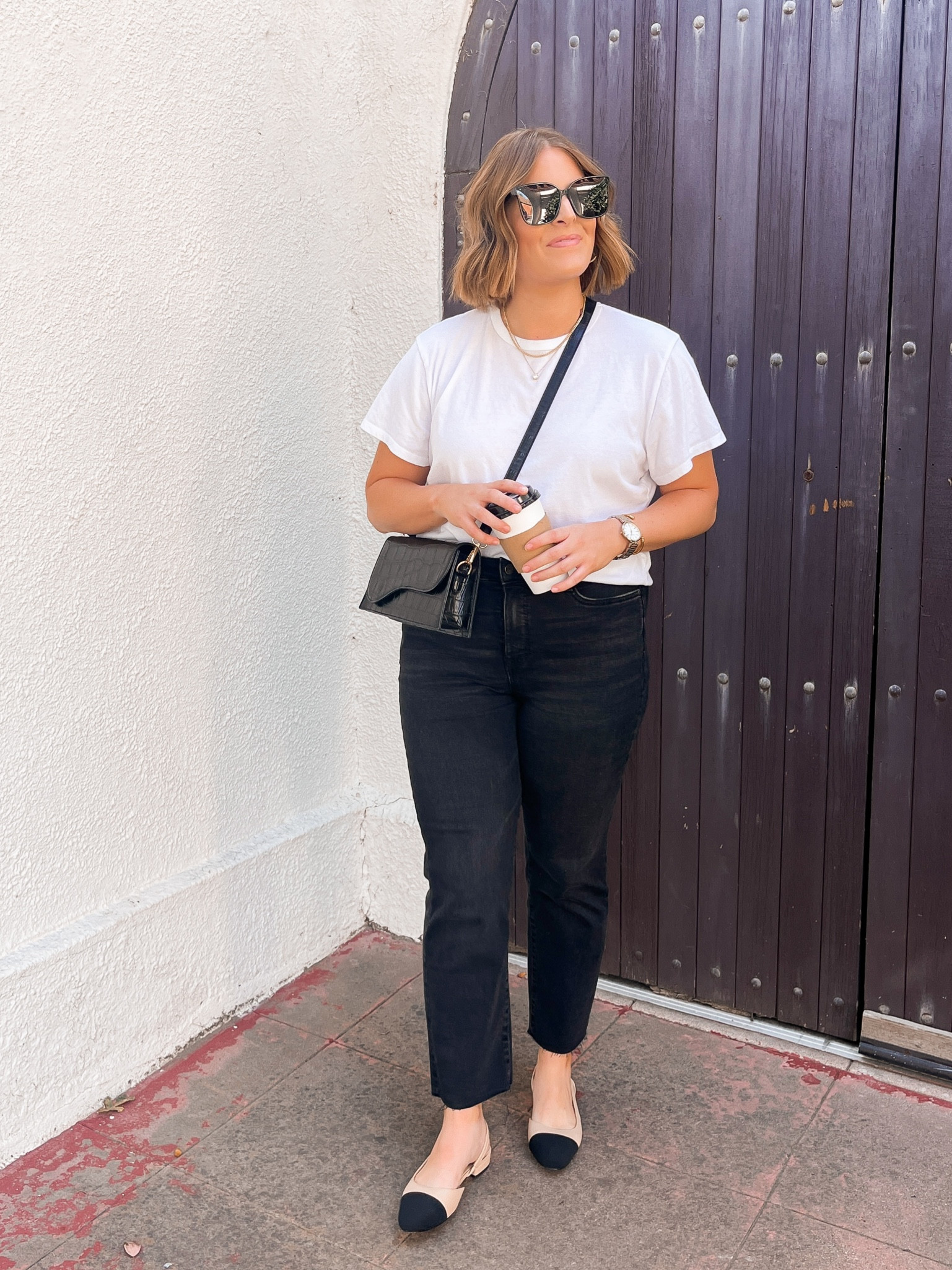 Everyday outfit// these flats are a must for Fall!

t-shirt L (tts)
jeans 10 (tts) I got the regular length and cut an inch off the bottom for an ankle length
Flats size up 1/2 size for wider feet

#LTKfindsunder50 #LTKmidsize #LTKshoecrush