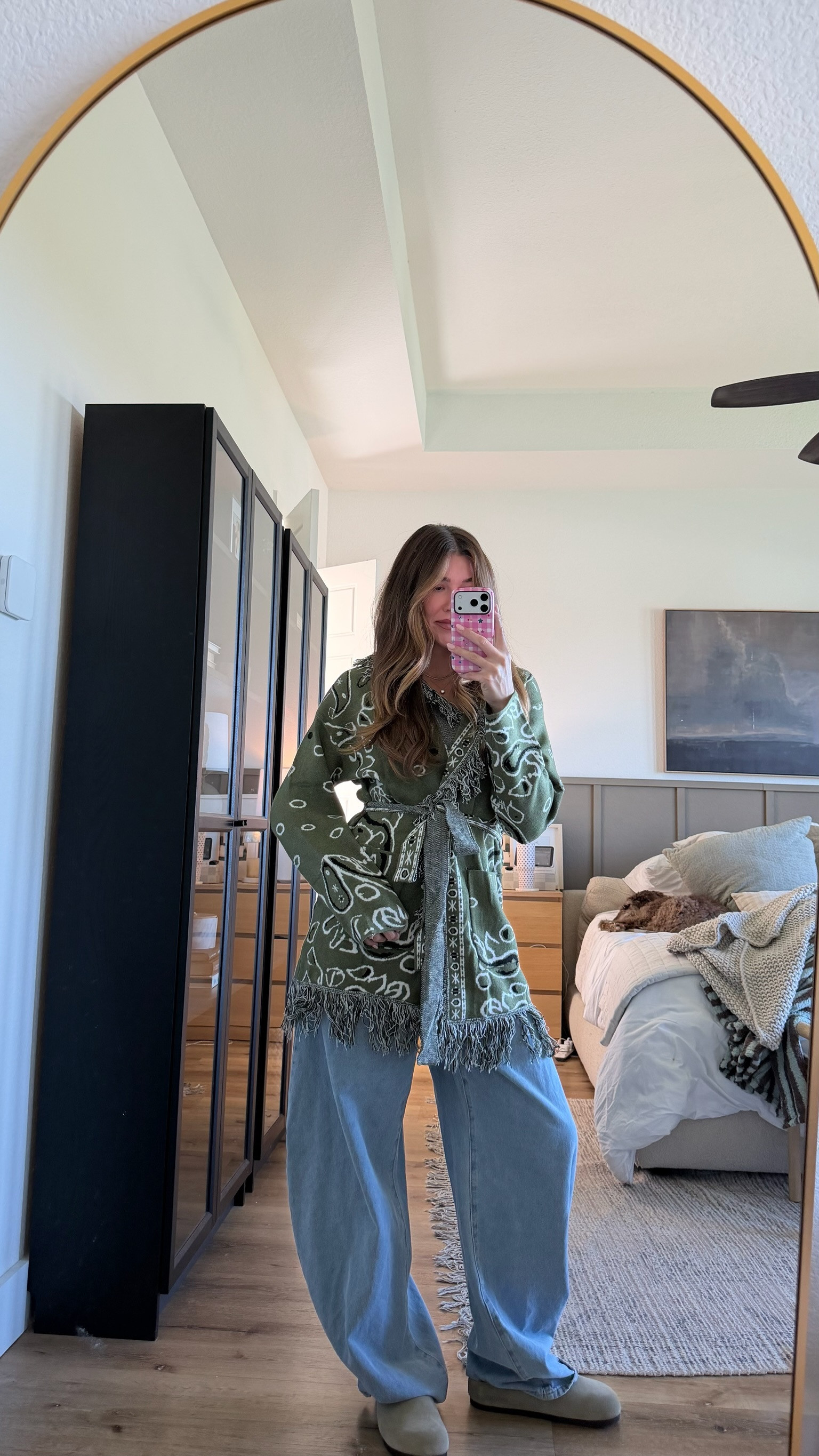 Statement cardigan for fall!  

 #LTKdayinmylife #LTKootd