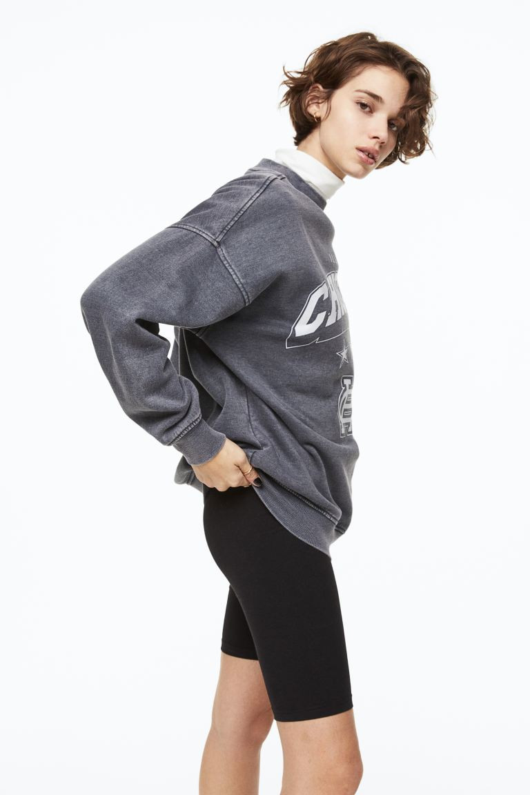 Oversized Sweatshirt with Motif | H&M (US + CA)