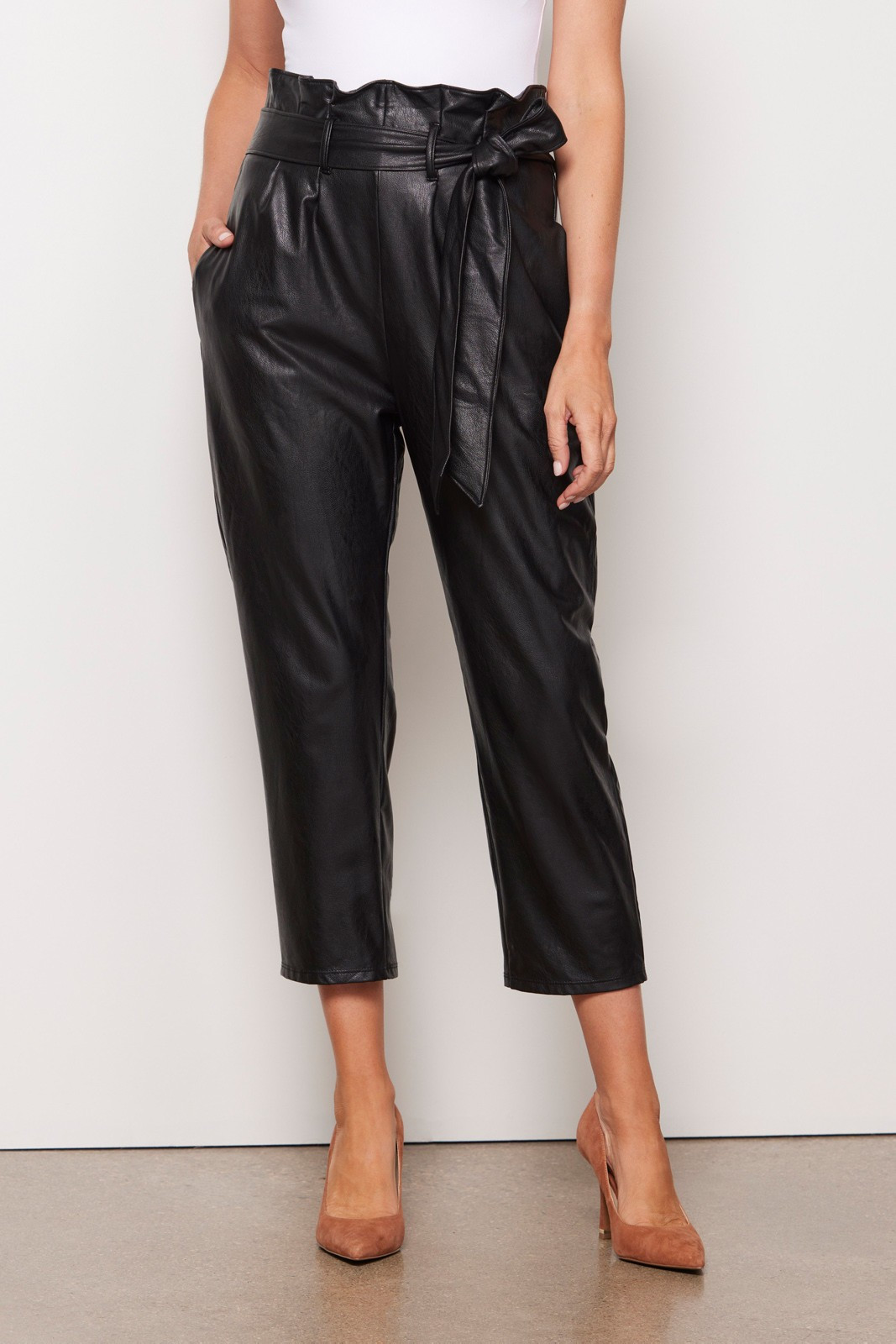 COMMANDO Faux Leather Paper-Bag Pant | EVEREVE | Evereve