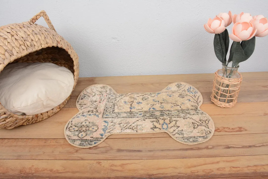 Bone Shaped Dog Mat, Vintage Kilim Rug, Handmade Wool Pet Bed, Eco-friendly Comfortable Resting P... | Etsy (US)
