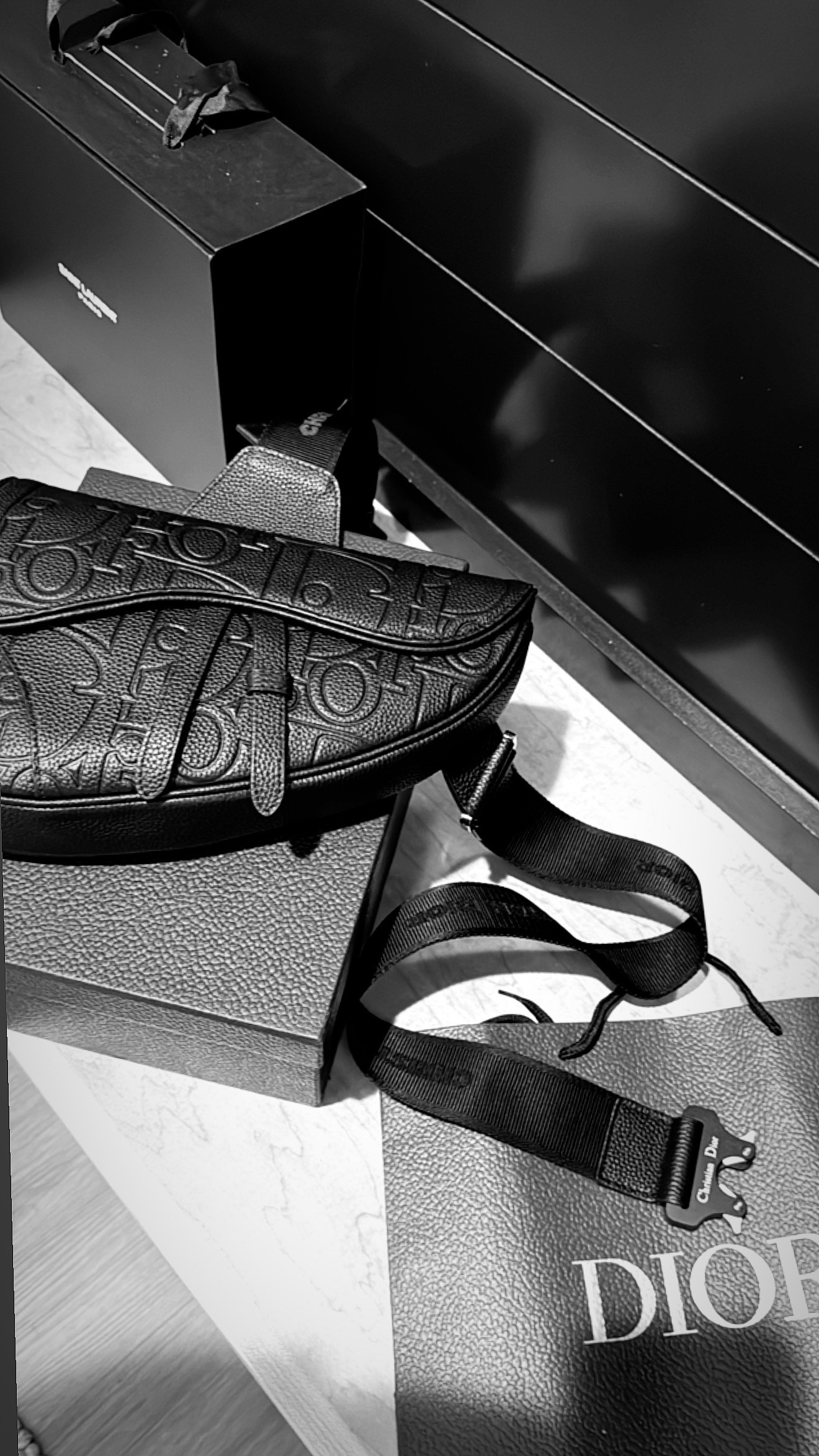 New bags (under my eyes), Mondaze always call for plot twists ☀️>☔️ (😁>😭), same same. 

*Linked my favorite new makeup that has a perfect combo of highlighters, bronzers, eyeshadows, and blush in a compact box but the product sizes are big & will last me 3+ months and you only need it & some good skincare, mascara, brows, and lips when you travel. Makes it soooo easy & I spend so much less time on my makeup! Win:Win for under $60! 

*Also linked my jewelry, phone case, my exact outfits in both this cover photo and the main event - video! All 30 products - even my new studs that are 10/10 quality & comfort from Amazon are linked!

Anywhoooo - hope you’re all having a great start to the week! Excited to share & link these new goodies. @Dior is so special. Quality is always beyond good. Even my Birkin wasn’t quite as nice as my Dior tote! 

My saddlebag (around my thighs and waist) is my new fav for everyday - even in my gym clothes or athleisure this bag looks flyyyyy. 

Remember: you wear the bag, the bag doesn’t wear you. 😉

P.S. If you’re here for fashion - more goodies are on the way, so stay tuned! If you’re here for 🏡 decor…you’re in the right place. I’m not stopping fashion, but will be starting to post more reels and links to home items frequently, and weaving in fashion as the goods roll in. I swear I have my husband convinced this stuff shows up on auto ship. 

Xoxo, CeCe 🙏✌️😶‍🌫️🫣⛪️🥰❤️☀🏡

#LinksForDays #LTKATHLETIC #LTKMidSize #LTKSummerEdit #LTKCorMyerStyle #LTKWorkWear (LOL) 


#LTKPetite #LTKBeauty #LTKPets #LTKFamily #LTKU #LTKActive #LTKItBag #LTKStyleTip