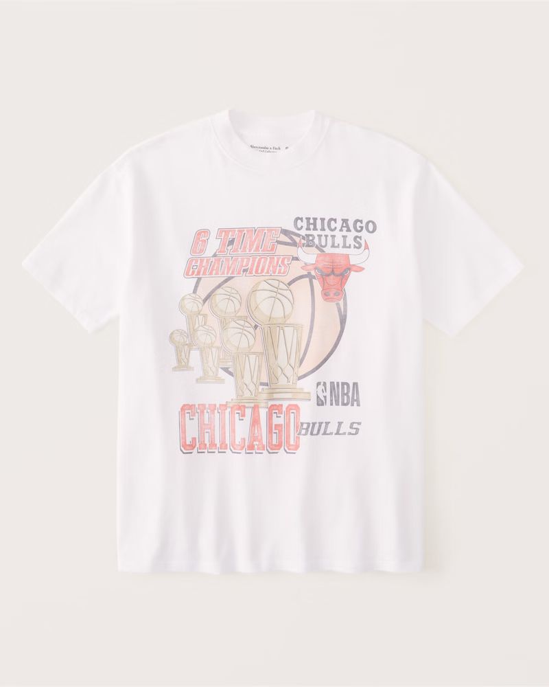 Women's Oversized Boyfriend Heavyweight Chicago Bulls Graphic Tee | Women's Tops | Abercrombie.co... | Abercrombie & Fitch (US)