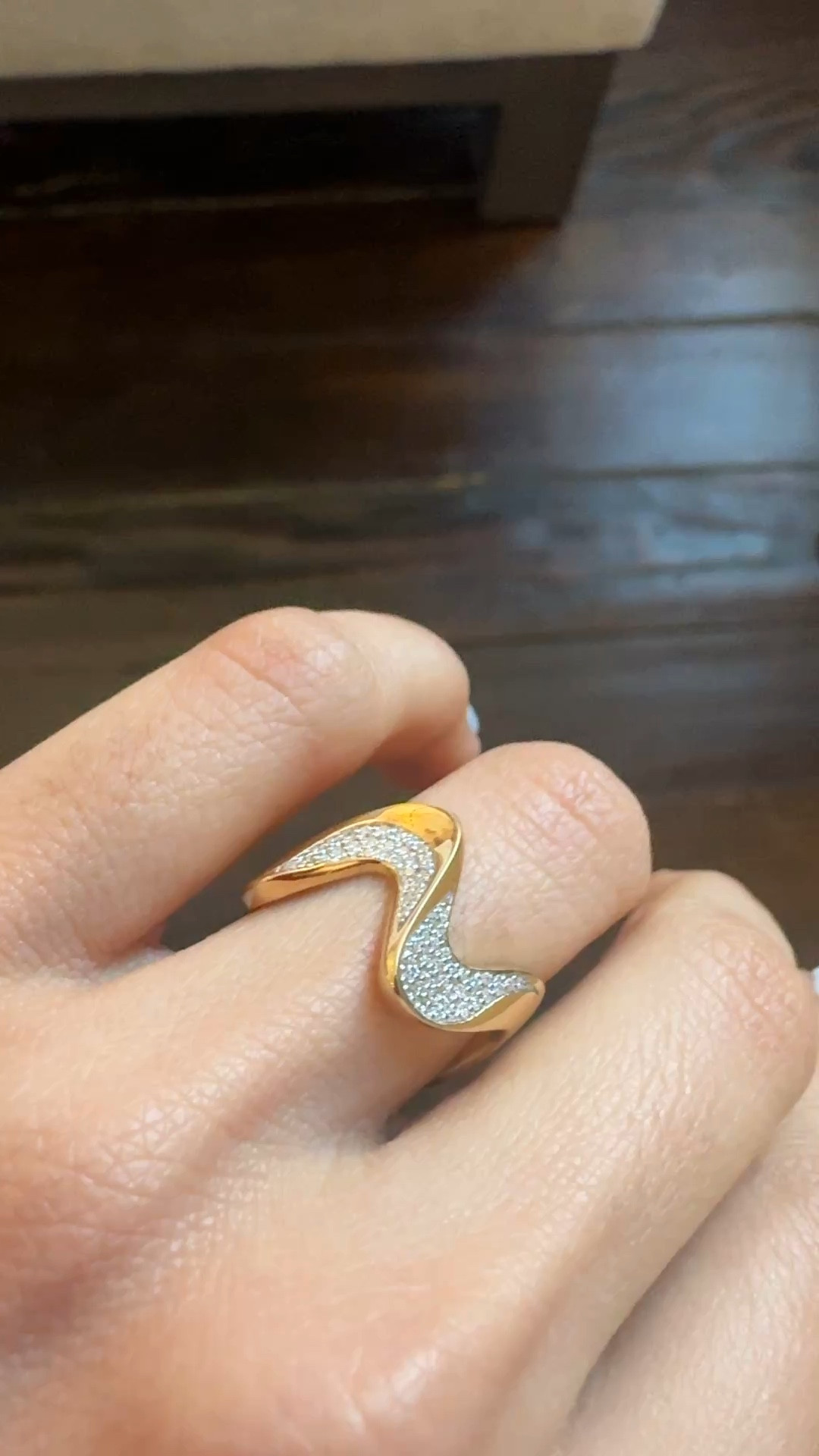 #LTKjewels obsessed with my diamond wave ring grom @bluenile 