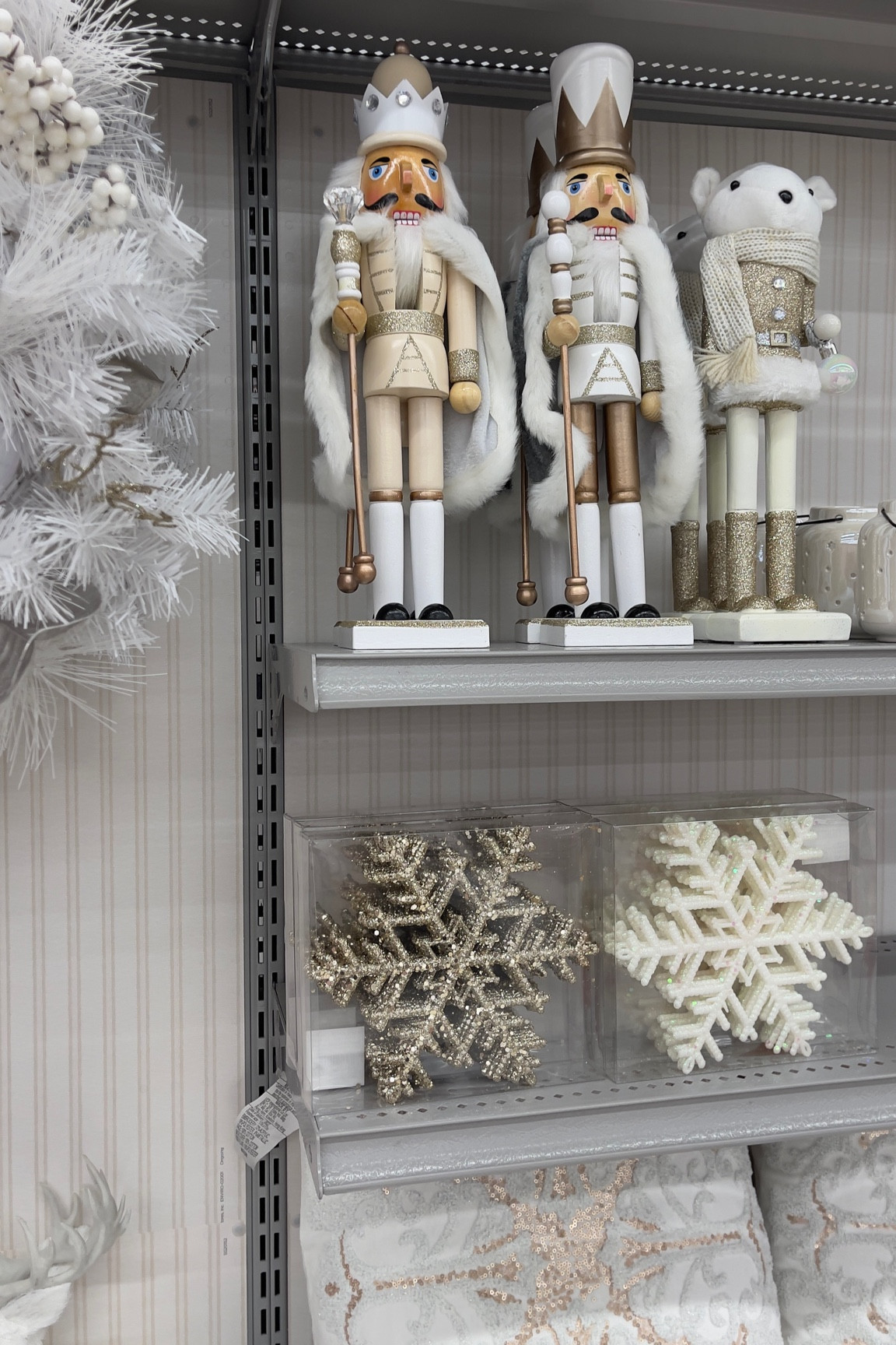 New holiday decor arrivals at Michael’s 

#LTKHolidaySale #LTKSeasonal #LTKHoliday
