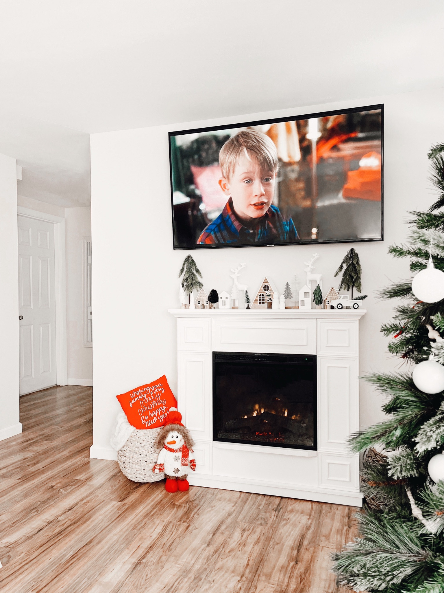 This fireplace is on rollback sale right now and we absolutely love it. Perfect addition to your living or bedroom space. 

Home decor, home, living room, 

#LTKSeasonal #LTKhome #LTKsalealert