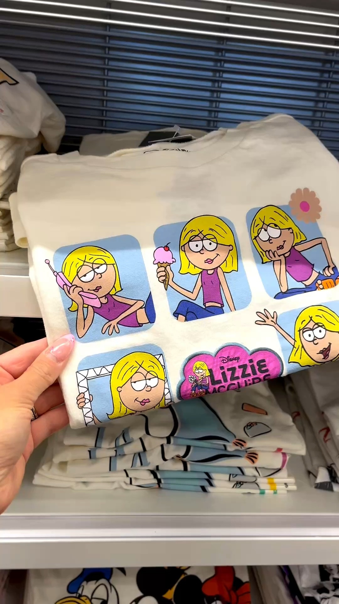 Lizzie McGuire graphic tee at Target 💿✨
The perfect casual staple to style with denim, skirts, or biker shorts
Linked here 🤍
#targetfinds #graphictees #casualoutfits #ltkstyle #affordablefashion