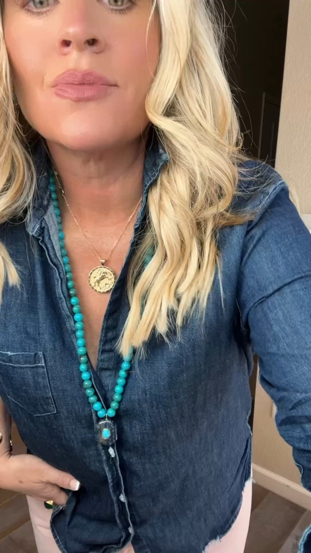 ✨Tap the bell, save and ❤️ start here over 40 fashion, midlife style, midsize fashion and luxury looks for less.  

⬇️Sizing information:
Top medium (size down if in between sizes.) 
Jeans 12 (size up if in between sizes.) 

✨Tap the bell, save and ❤️ start here over 40 fashion, midlife style, midsize fashion and luxury looks for less.  

I kept trying to dress like the younger version of myself… and somewhere along the way, I stopped recognizing the woman in the mirror.

The jeans didn’t fit the same. My belly had changed. Clothes that once made me feel confident suddenly made me want to hide.

And for the longest time, I thought my body was the problem.

But here’s what I’ve learned in midlife…

I don’t need my younger body back to feel beautiful again.

I needed to stop dressing for who I used to be and start dressing for the woman I am TODAY.

That’s why I created Outfit Physics™. LIFT • SKIM • BALANCE.

Because the right clothes can change how we see ourselves without changing a single thing about our bodies.

Same woman. Same body. Different energy. 🤍

And no matter our age, shape, or size, we deserve to feel confident, beautiful, and completely ourselves.

We’re not trying to get our younger selves back. We’re becoming women we love being NOW. 👑

Anyone else spent years trying to dress like the woman you used to be? 🙋🏼‍♀️

👑 Helping you look good, feel good.
— Lindsey Denver

Comment SHOP below to receive a DM with the link to this post on my LTK ⬇ https://liketk.it/6psvq
