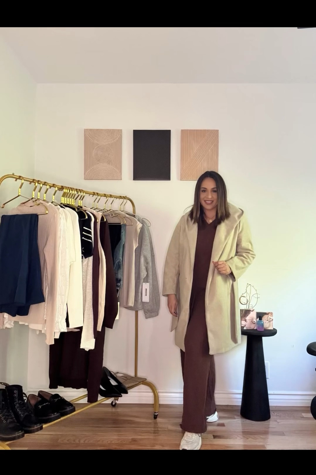 Casual winter outfit, set, lounge set, winter lounge set, winter outfit, Nike sneakers, Amazon finds 

#LTKWatchNow #LTKSeasonal