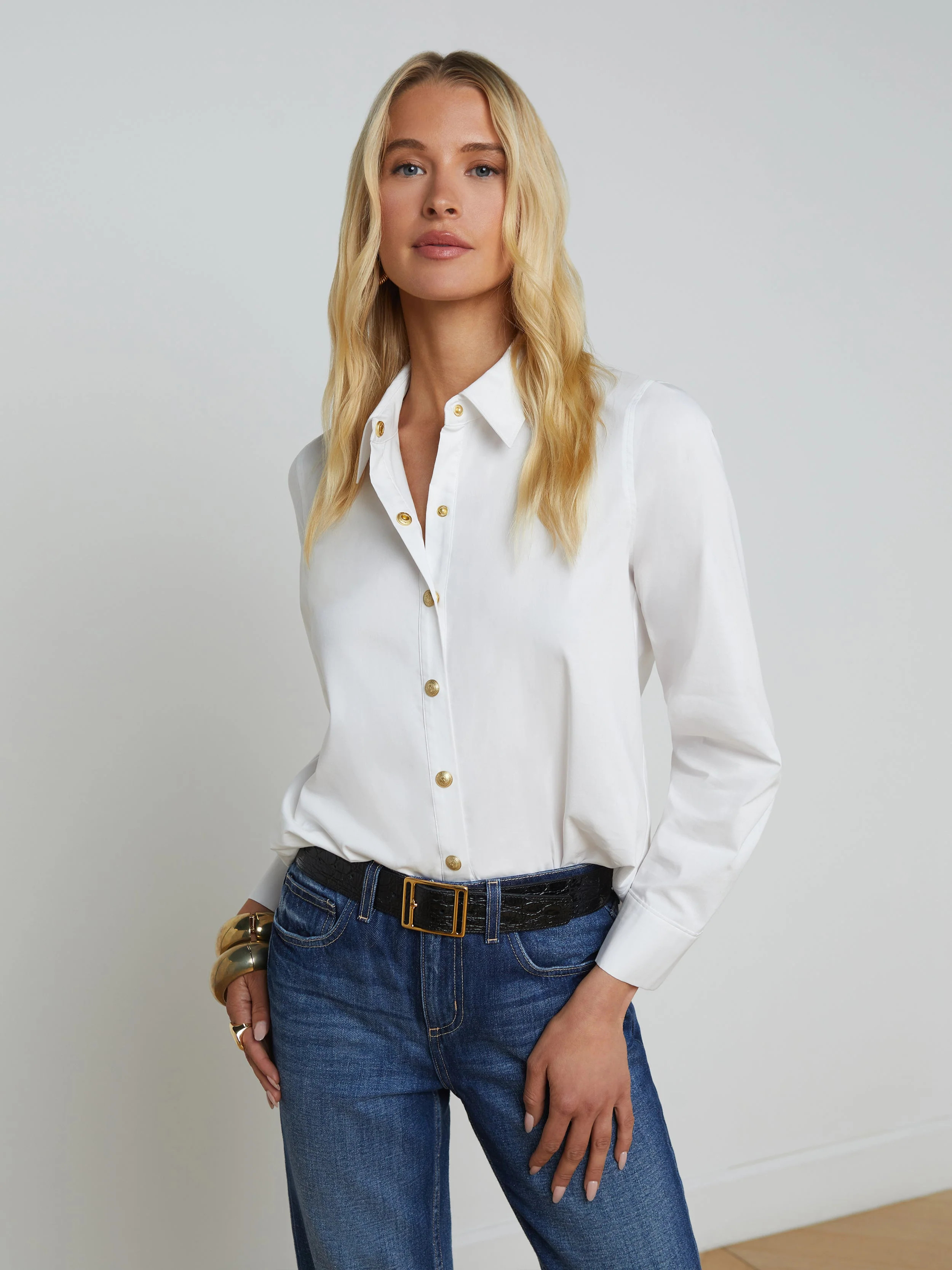 L'AGENCE - Ellery Button-Down Shirt in White/Gold | L'Agence