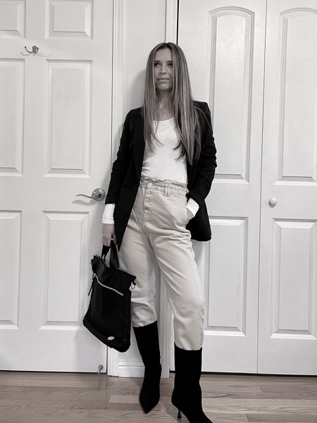 Favorite Amazon blazer - wearing sz Xs for more fitted look. 🖤 




Black boots on sale black blazer nude blazer black bag minimal style valentine’s day outfit

#LTKSeasonal #LTKFind #LTKunder100