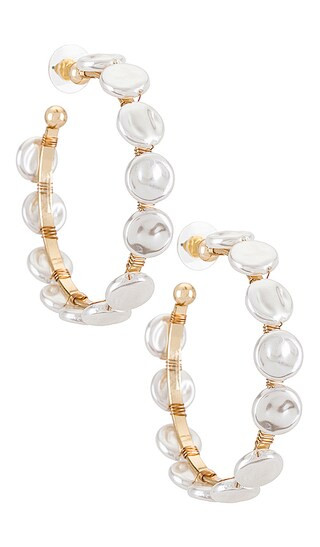 Emory Hoop Earrings in Gold | Revolve Clothing (Global)
