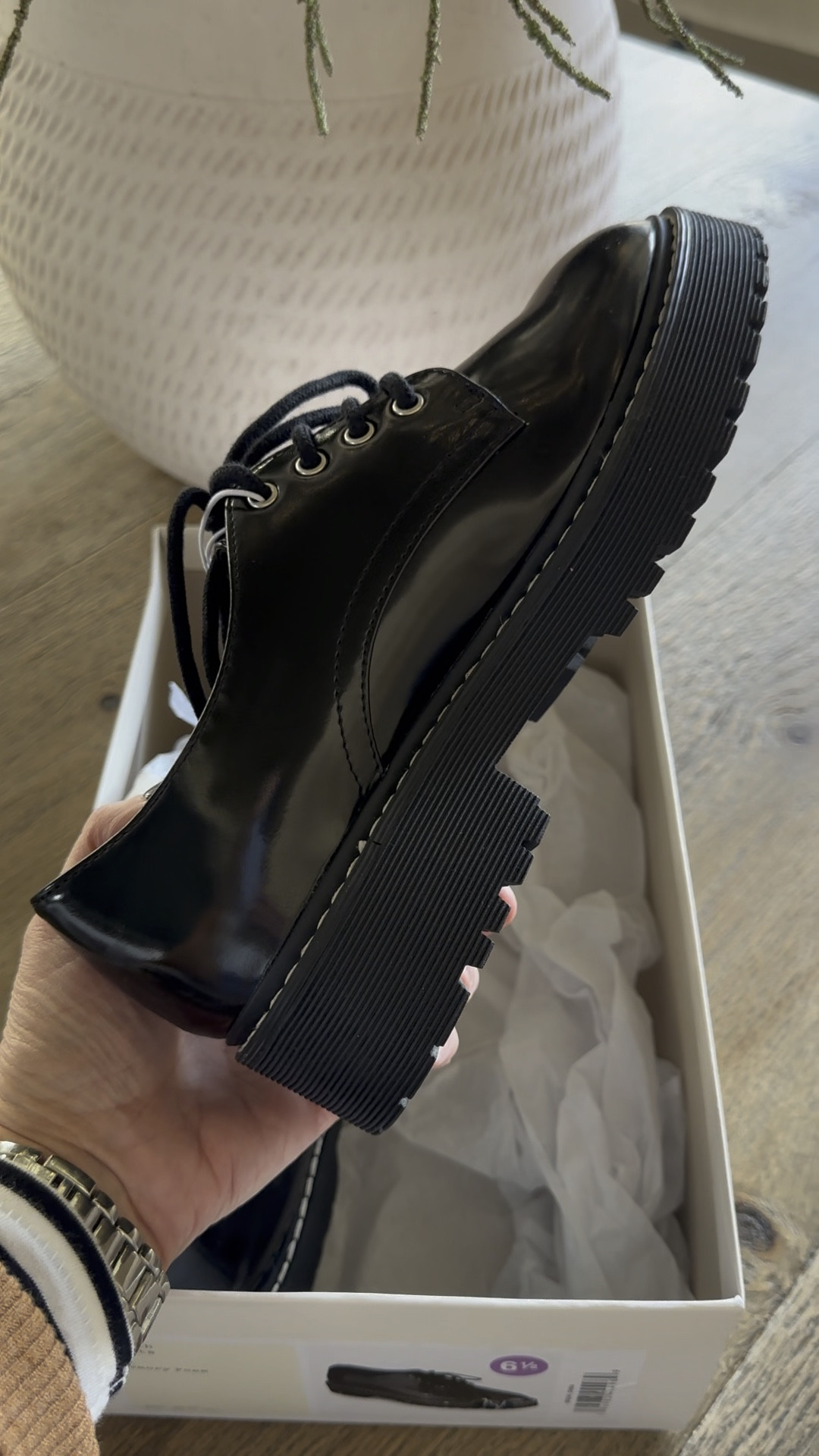 Cute shoes from Target that would look great with jeans or skirts and dresses. 



#LTKfindsunder50 #LTKover40 #LTKmidsize