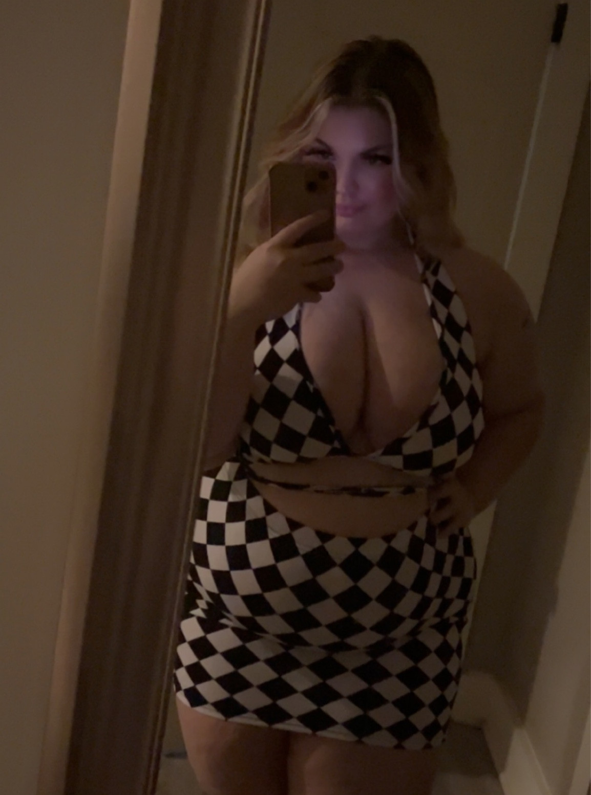 Plus size checkered print 2 piece halter set! Featured in one of my recent TikToks :)


#LTKcurves
