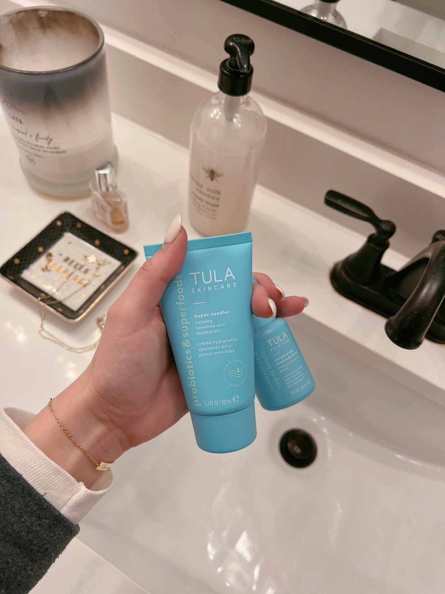 sharing some of my go-to skincare products from TULA! their moisturizer is the only thing that truly keeps my skin hydrated all day — i’ve even tried other brands and they just don’t seem to hold the moisture in for as long! i also love the vitamin B serum drops, they help brighten and are an easy step to add between face washing and moisturizing. Also linking other products from TULA i’ve loved in the past 💙✨

#LTKbeauty #LTKunder50 #LTKunder100