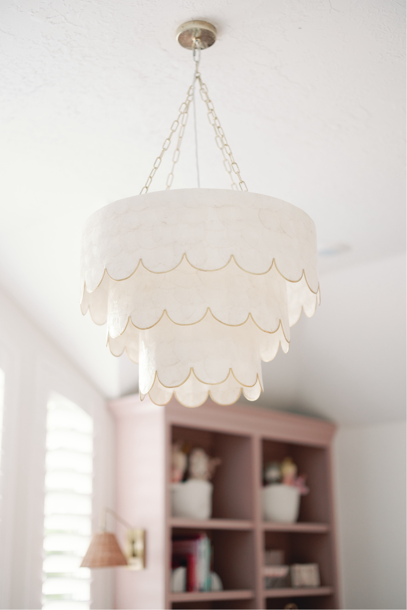 I’m obsessed with this light fixture we added to brynnie’s new big girl room! 

chandelier, big girl room, toddler girl bedroom, interior design, little girl room 

#LTKkids #LTKbaby #LTKhome