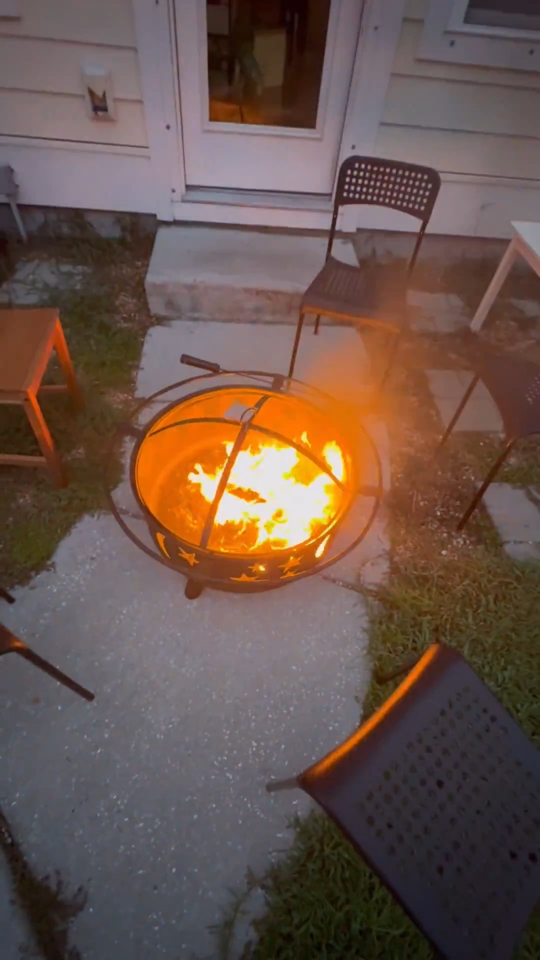 Always love to have a fire pit around the holidays for marshmallow roasting and S’mores making. Fire Pit, S’mores

#LTKHome #LTKSeasonal