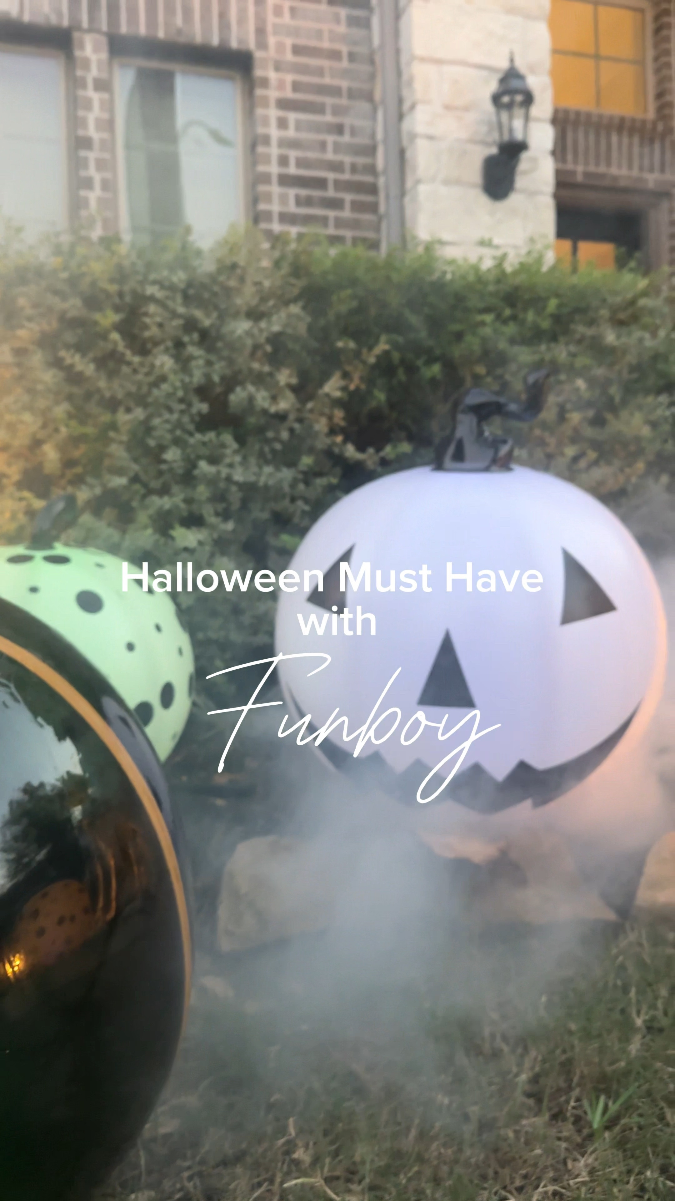 I love this Halloween decor from @funboy! The pumpkin inflatables are so vibrant and the battery operated light is controls by remote and are protected from water! A Halloween must have!
#halloween #halloweendecor #halloweenmusthave @halloweenoutdoor

#LTKVideo #LTKParties #LTKHalloween