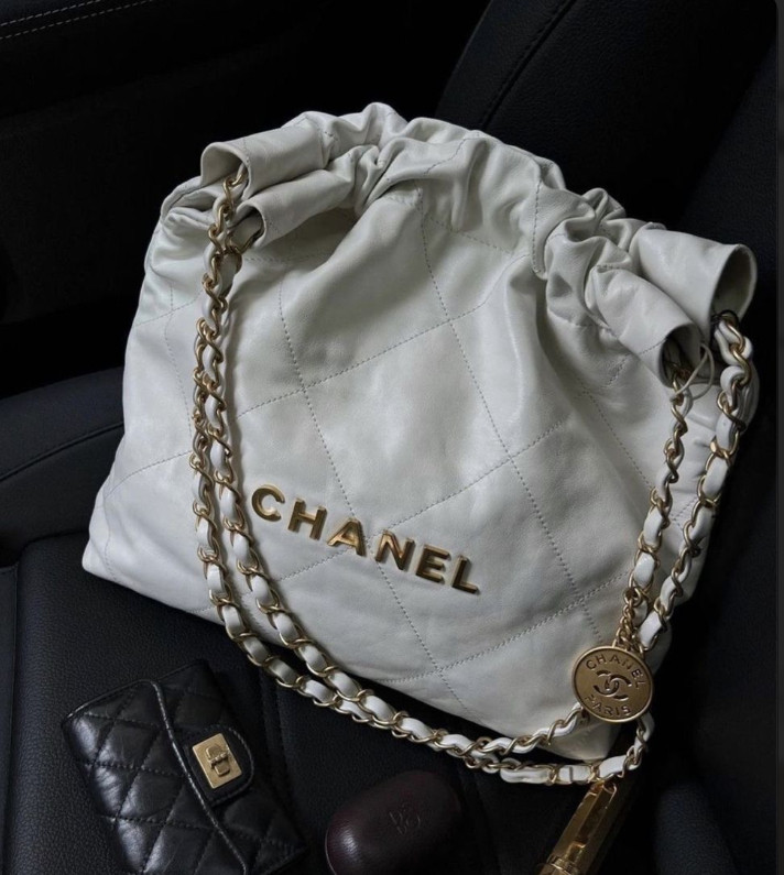 dhgate find chanel 22 DESIGNER QUALITY 

 #LTKFestival #LTKSeasonal #LTKActive