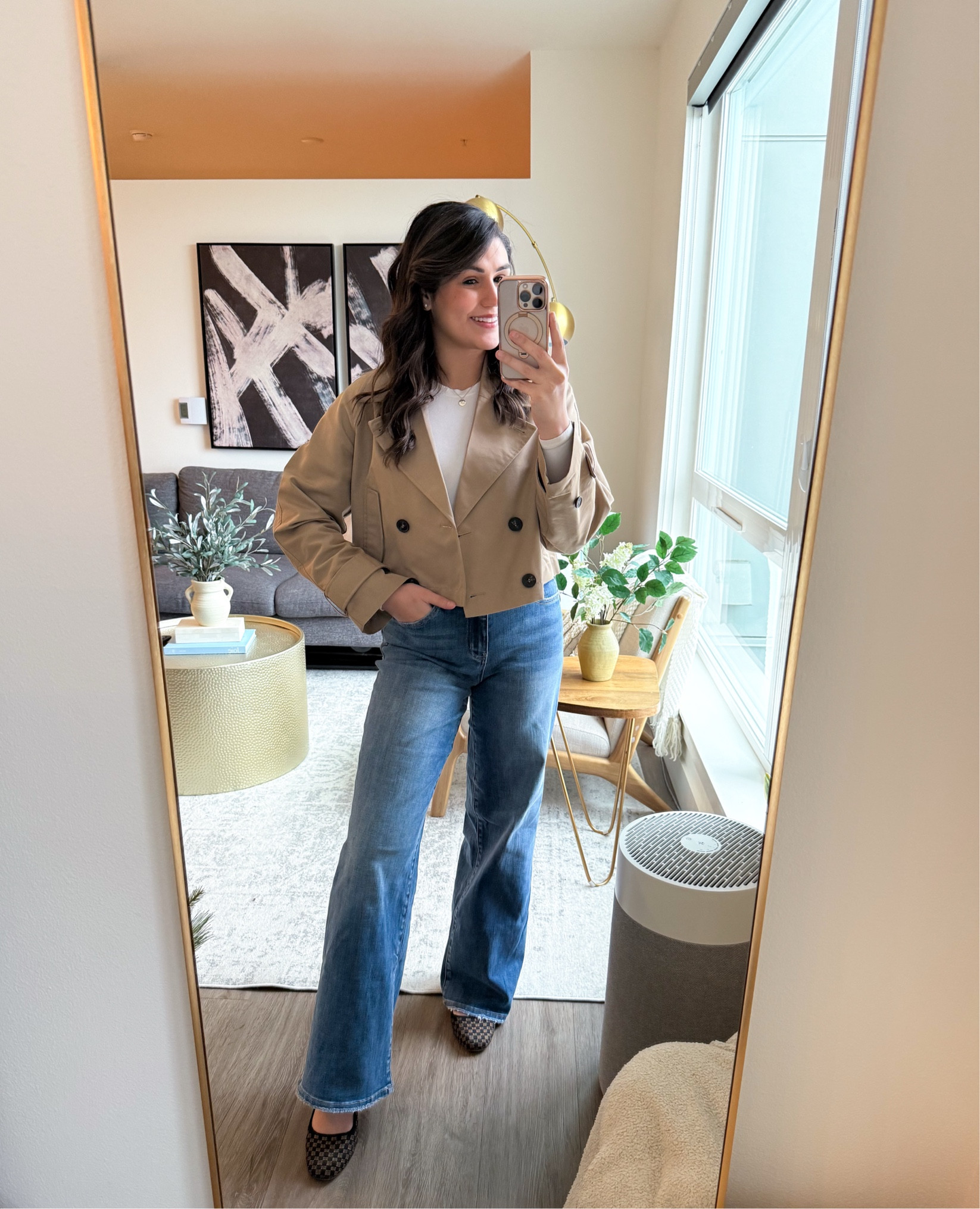 casual spring transition outfit with short trench coat 

trench coat | spring transition | casual chic style | effortless style | casual style | spring outfit ideas 

#LTKStyleTip #LTKSeasonal #LTKShoeCrush