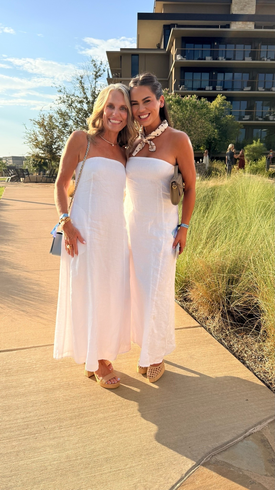Found a brunette twin at the @Quince party. These dresses could double as a skit with a cute sweater layered on top. I’m wearing XS

#LTKCon #LTKOver40 #LTKgrwm