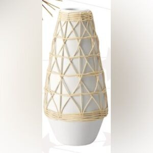 NWT Opalhouse White Rattan Vase | Poshmark