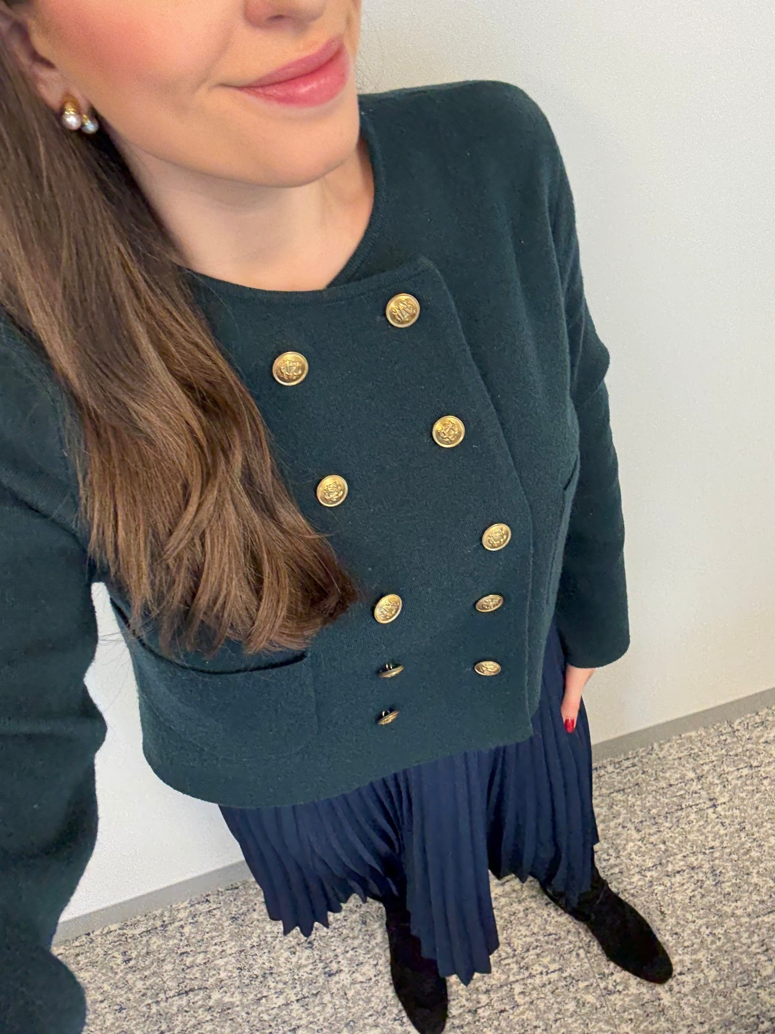 Office style, office outfit, business casual, corporate style, workwear, winter workwear, lawyer, attorney, law firm, law firm style, lady jacket, green lady jacket, pleated skirt, pleated midi skirt, winter work outfits, black suede boots, tall black suede boots, sweater jacket, lady jacket

#LTKTall #LTKWorkwear #LTKSeasonal