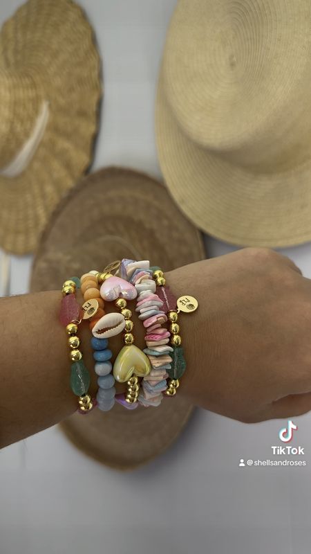 Todays arm candy💗🐚✨
These bracelets make the cutest gifts too 

#jewelry #armcandy #bracelets #gift #giftidea #travel #vacation #accessories 


#LTKGiftGuide #LTKfindsunder50 #LTKVideo