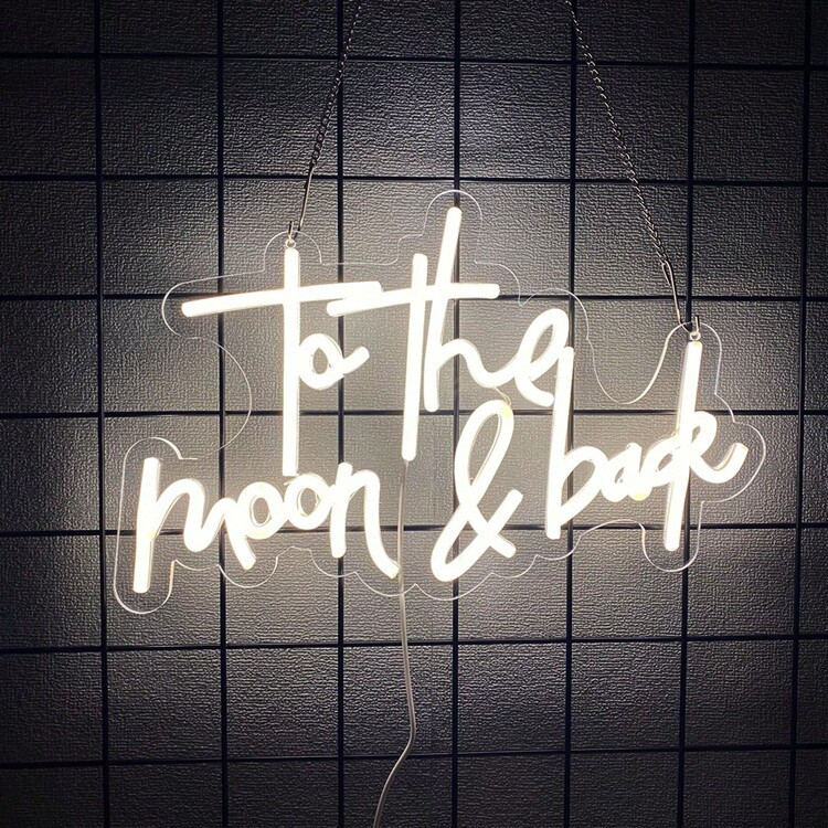 "There No Place Like Home"/"We Are Mad Here"/"To The Moon Back"/"Back To The Future"/"Show Me Your Titos"/"Do Fun "/"Let's Get Spooky"/"Welcome To The Show"/"Why So Serious" Neon Sign For Wall Decor,Suitable For Bars, Bedrooms, Man Cave, Living Rooms, Home Party Decorations, LED Slang Letter Neon Night Lights, USB Power Supply, Comes With A Hanging Chain, Easy To Install, And Can Be Reused.
 | SHEIN